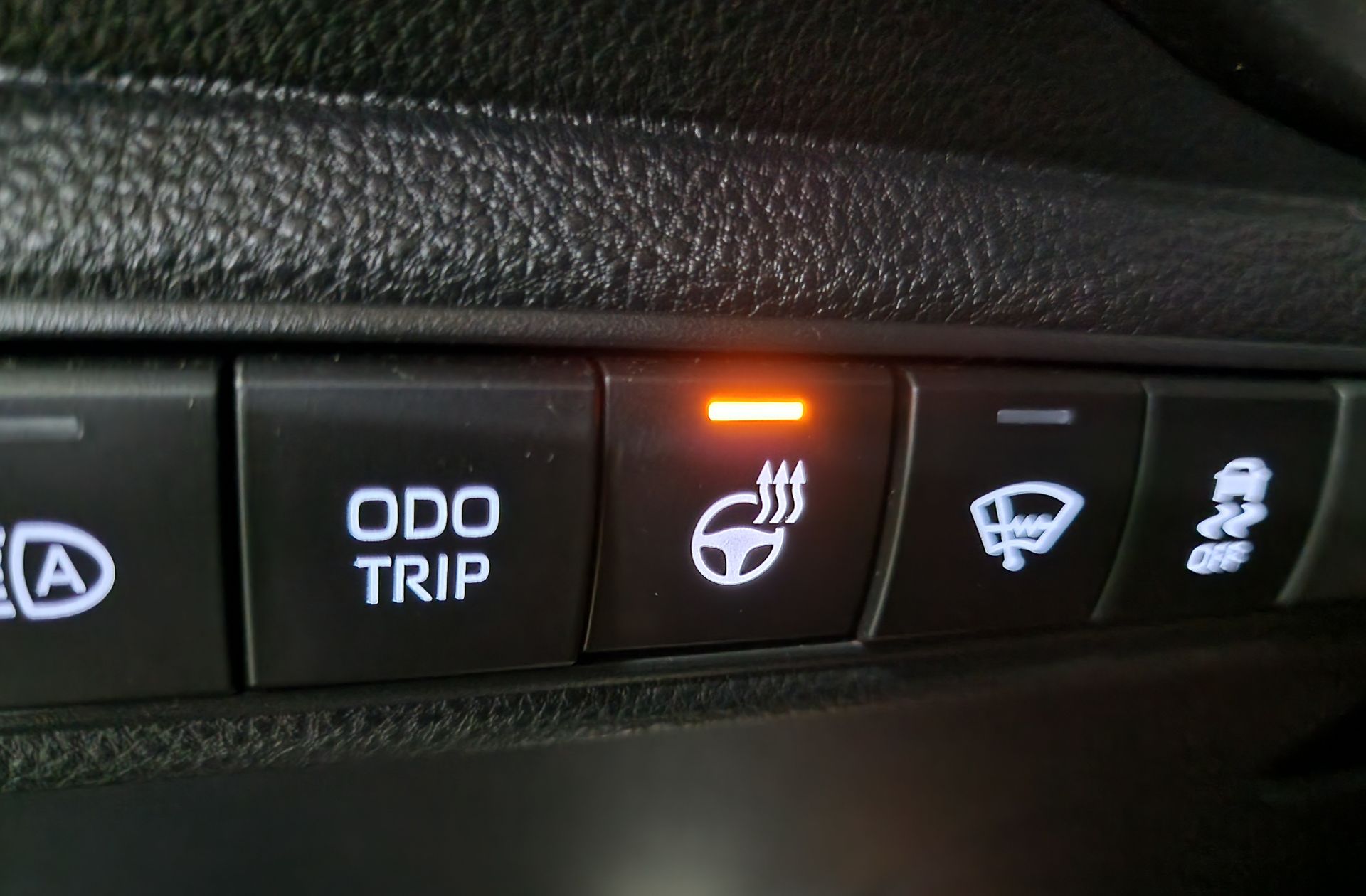 Toyota Corolla 140H Style - foto 8