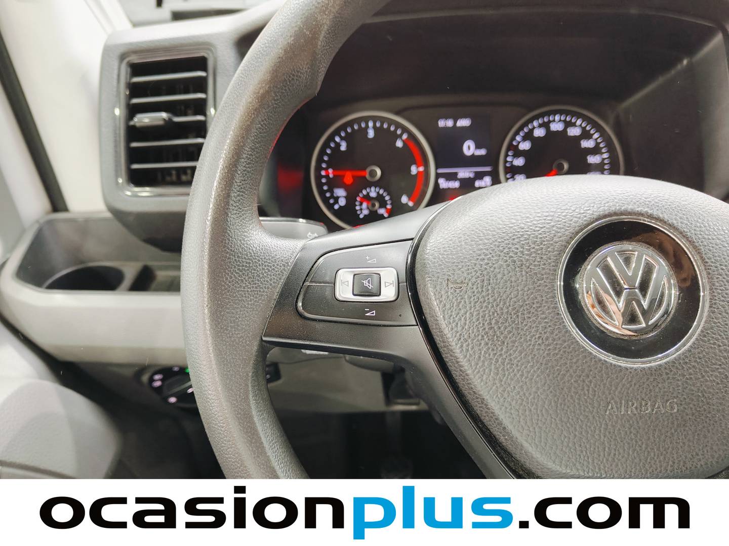 Volkswagen Crafter Volkswagen Crafter Furgon Furgon Batalla Media TN 2.0 TDI (140 CV) 3.500 Camperizada 4 Plazas 2018