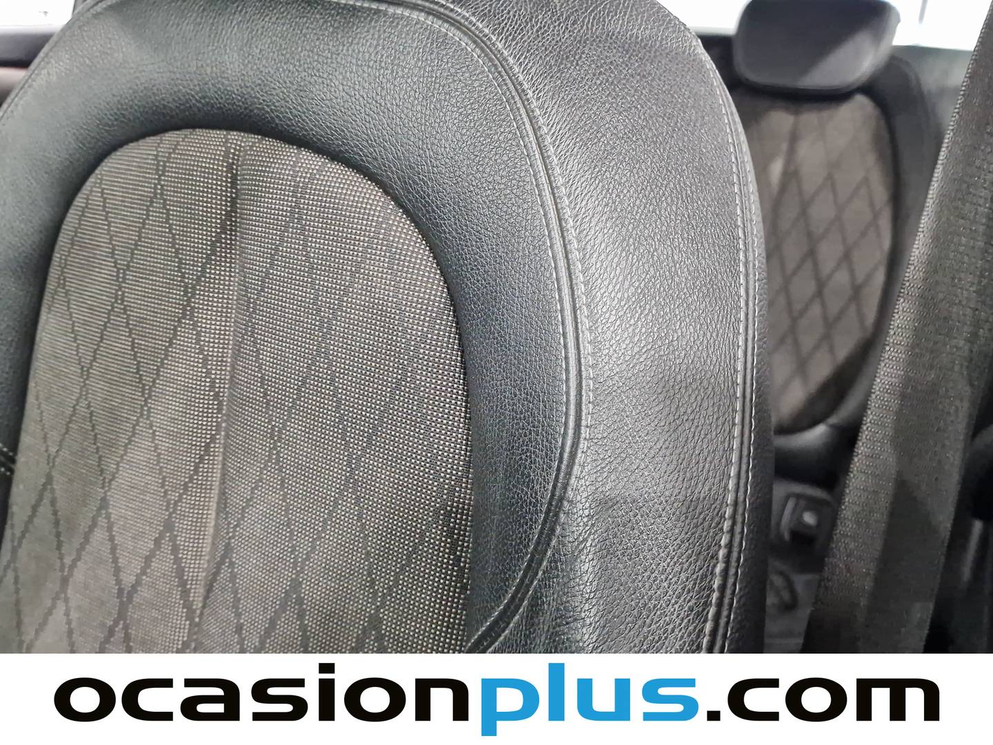 Extras y acabados del BMW X1 BMW X1 sDrive18d (150 CV)