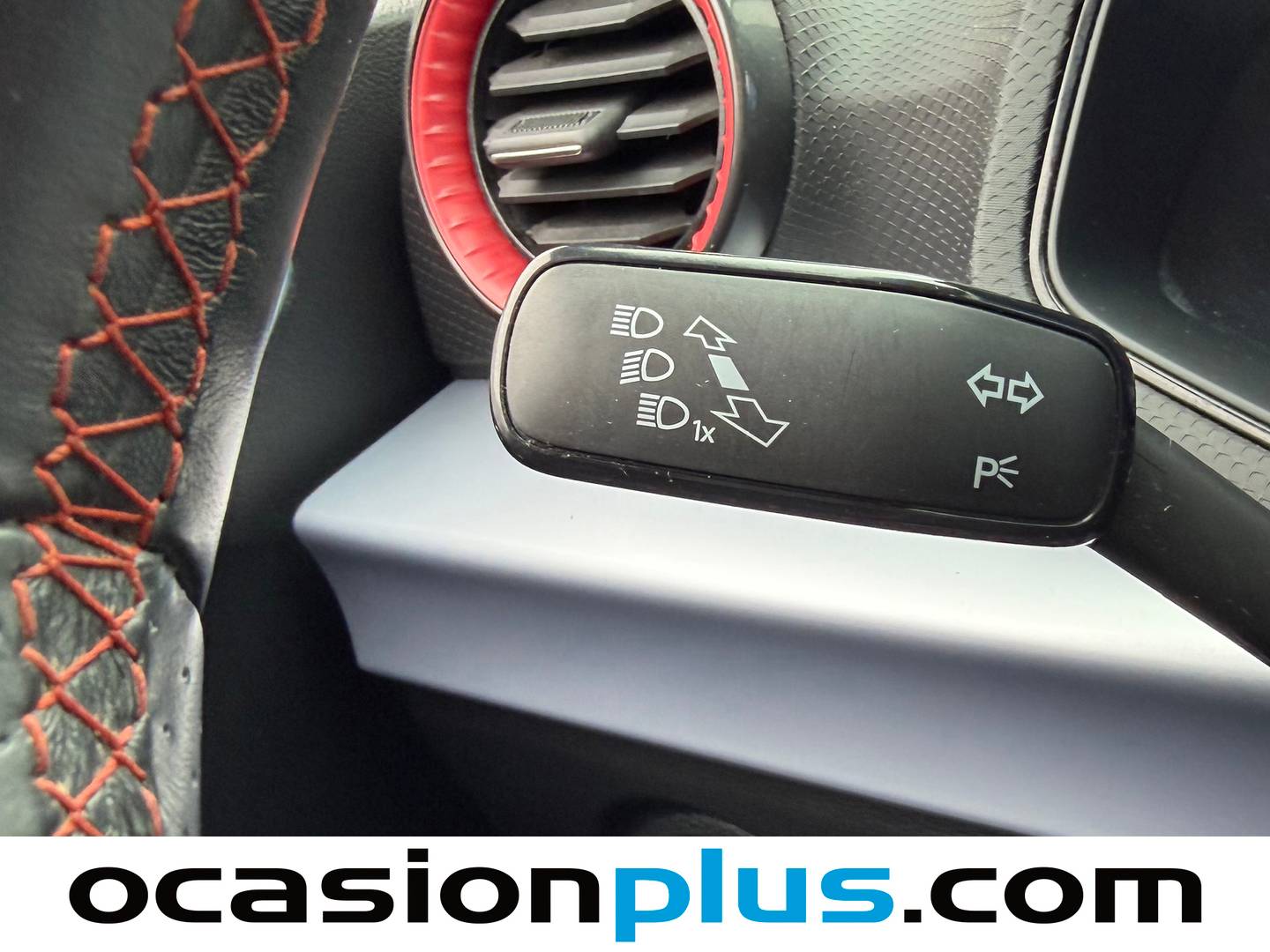 Foto Seat Arona SEAT Arona 1.5 TSI FR DSG (150 CV)