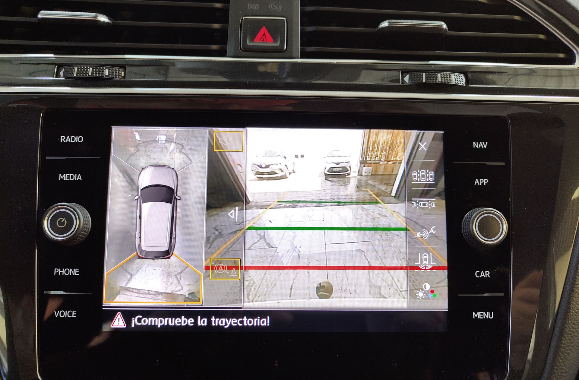 Volkswagen Tiguan Sport 2.0 TDI DSG - foto 10