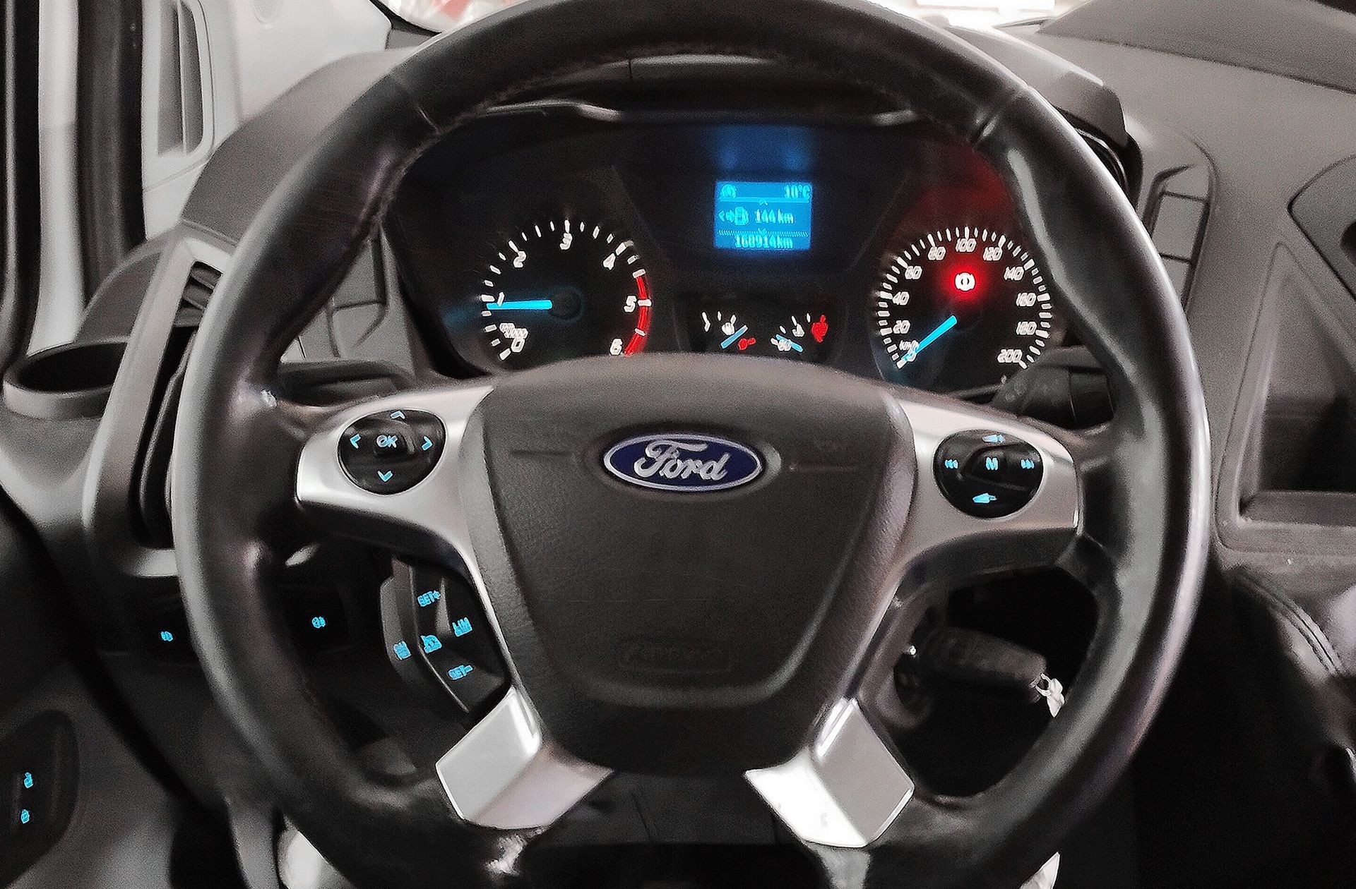 Ford Transit Custom 2.0 TDCi 310 L1 Trend 6 plazas - foto 18