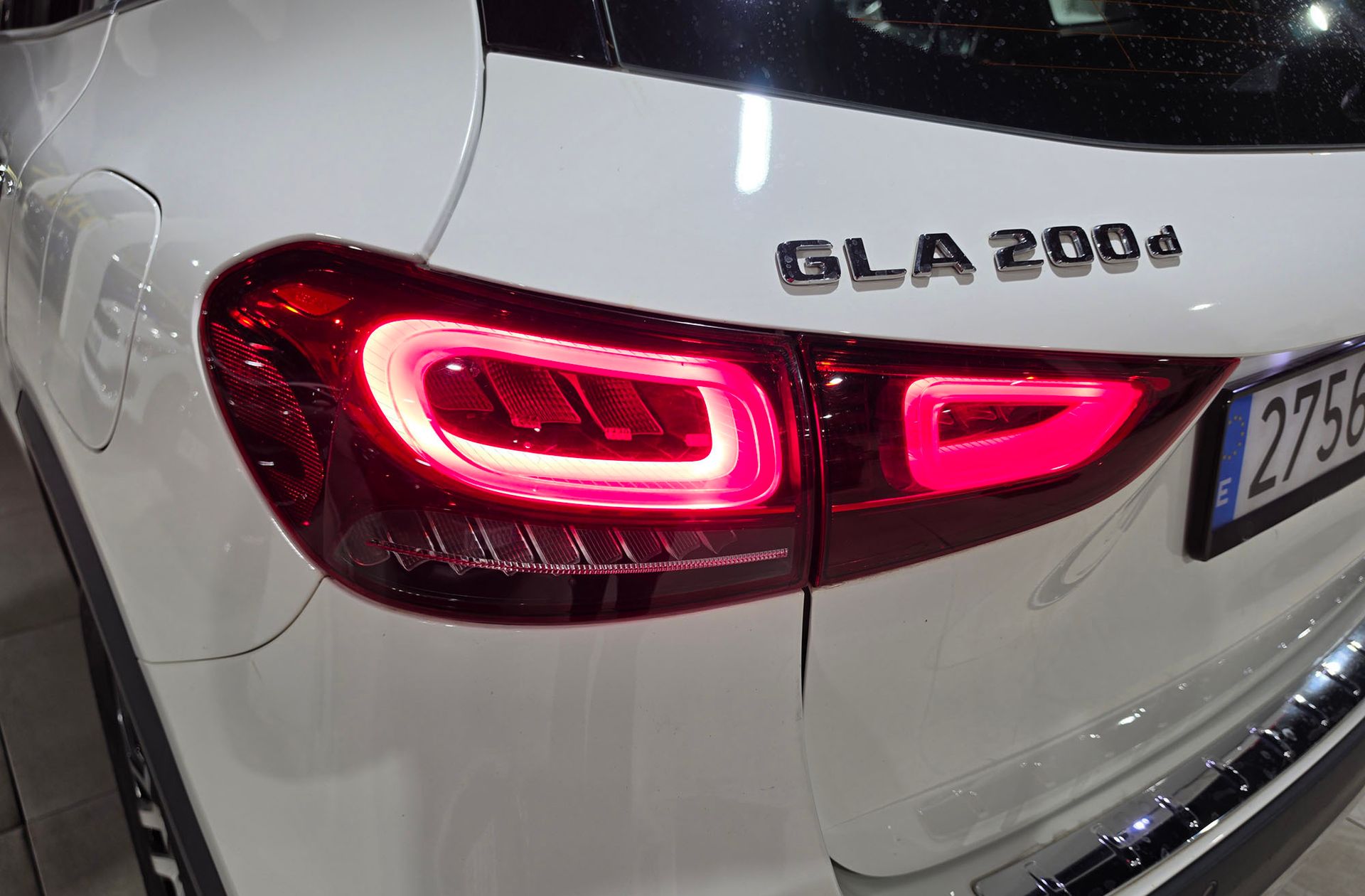 Mercedes-Benz GLA 200 D - foto 19