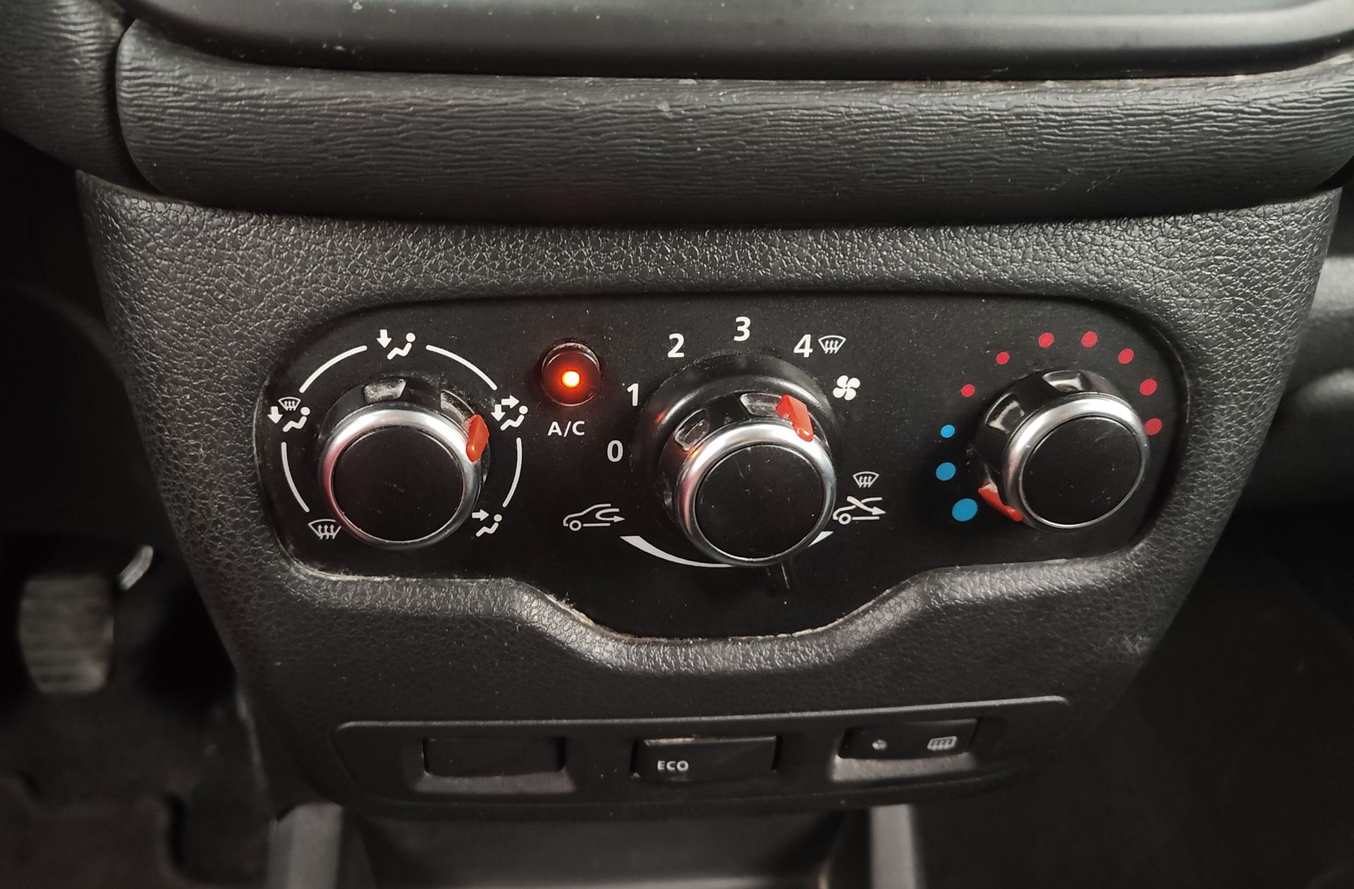 Dacia Dokker dCi 75 Ambiance - foto 17