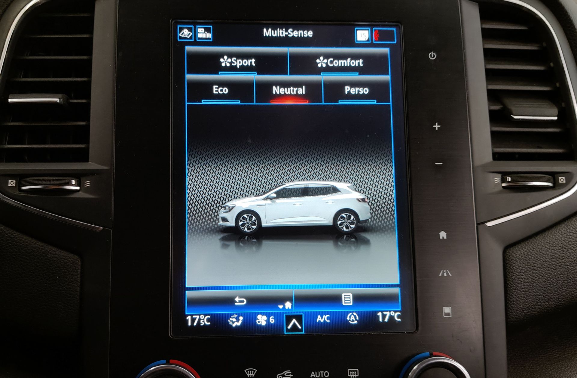 Renault Mégane Zen TCe GPF - foto 9