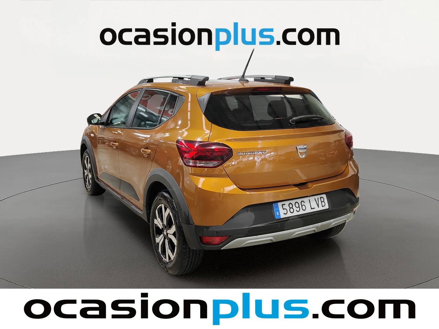 Foto trasera Dacia Sandero Dacia Sandero Stepway Comfort TCe (91 CV) derecha