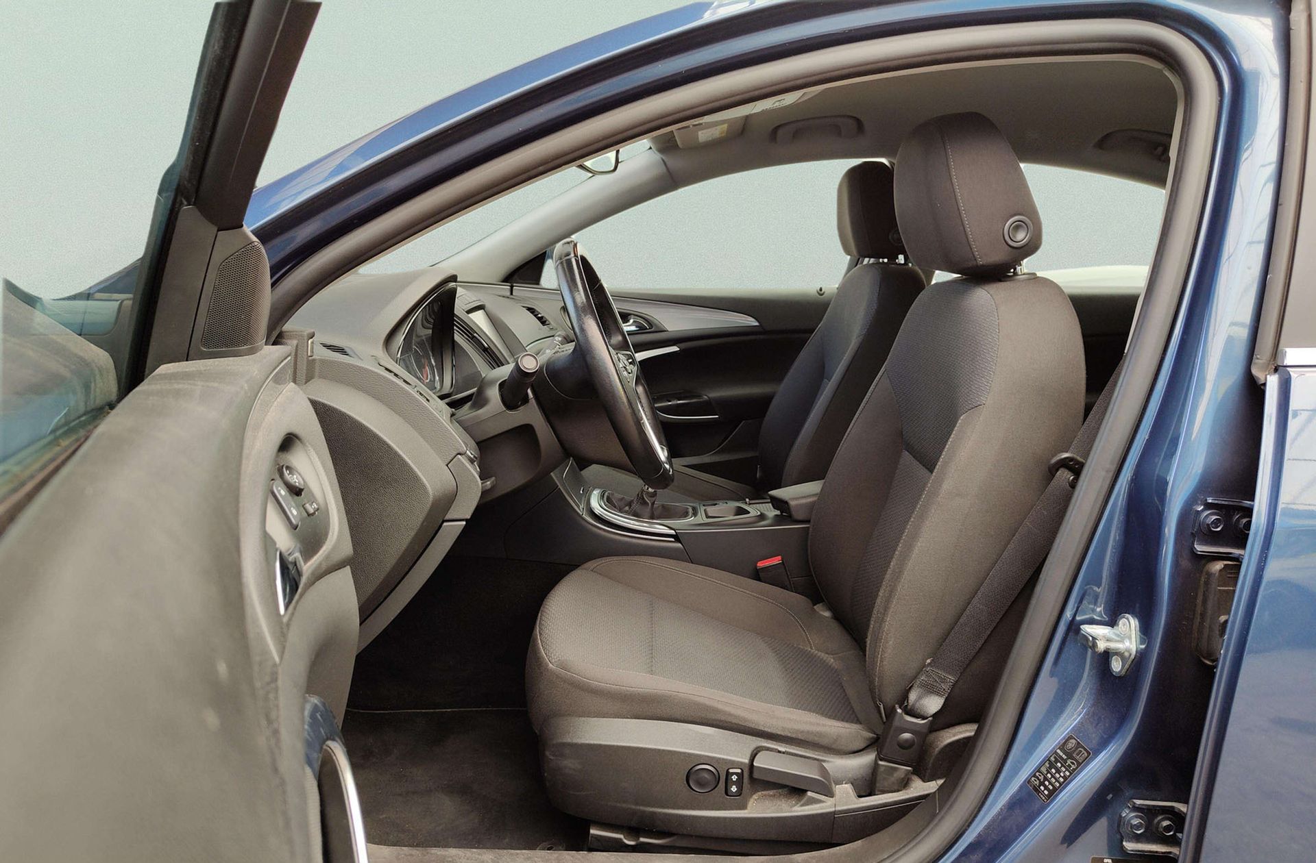 Opel Insignia 1.4 Turbo Selective - foto 9