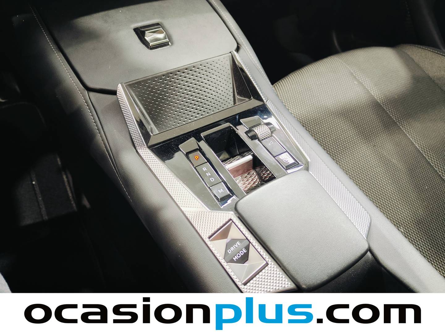 Foto DS DS 4 DS DS4 PureTech 130 Bastille Auto (130 CV)