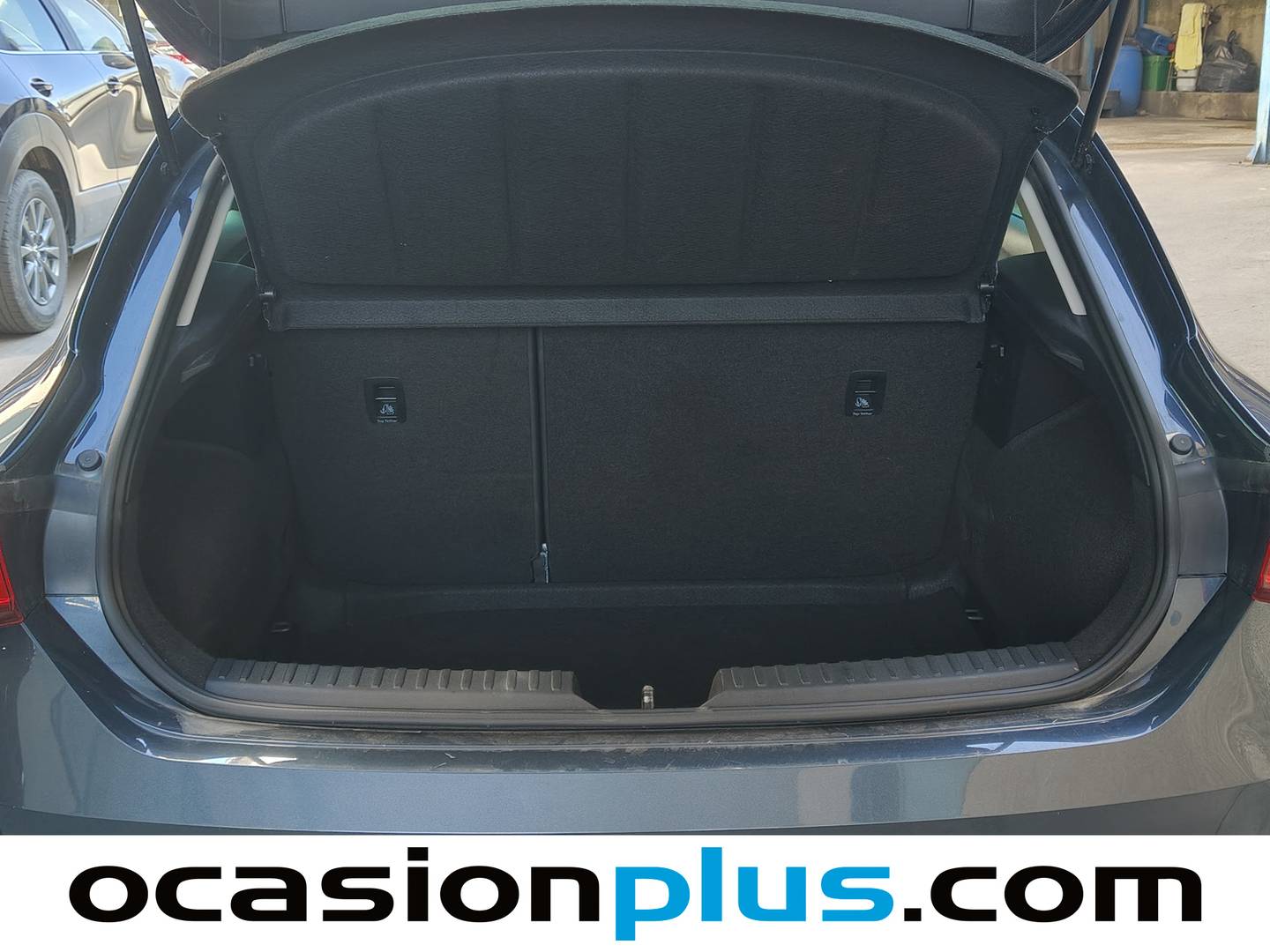 Fotos maletero Seat León Seat León 1.5 eTSI Style XL DSG (116 CV)