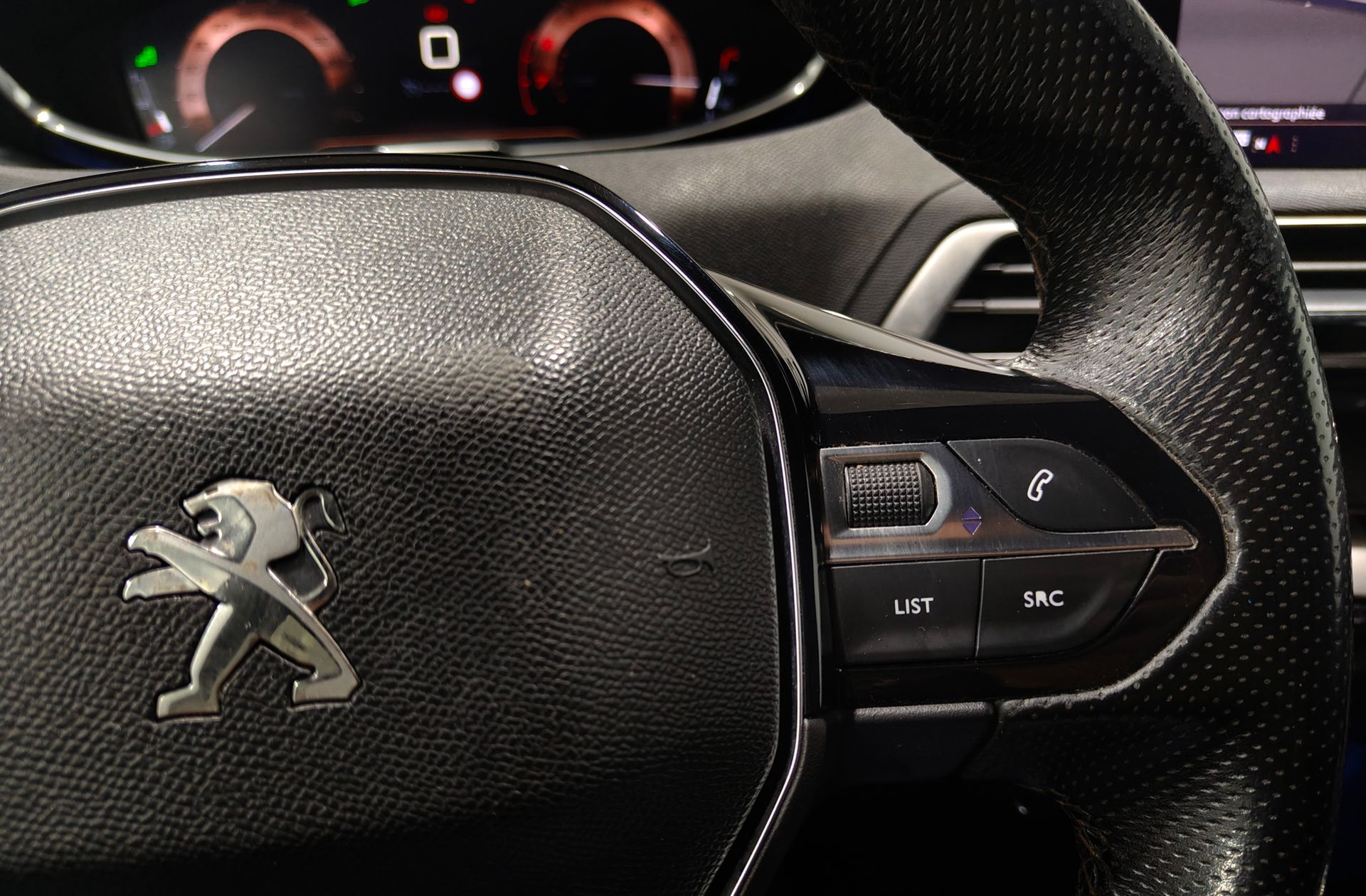 Peugeot 3008 PureTech 130 GT Line - foto 41