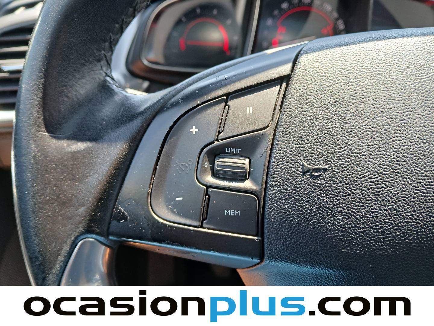 Acabados Citroën DS5 Citroën DS5 HDI 160 Style (163 CV)