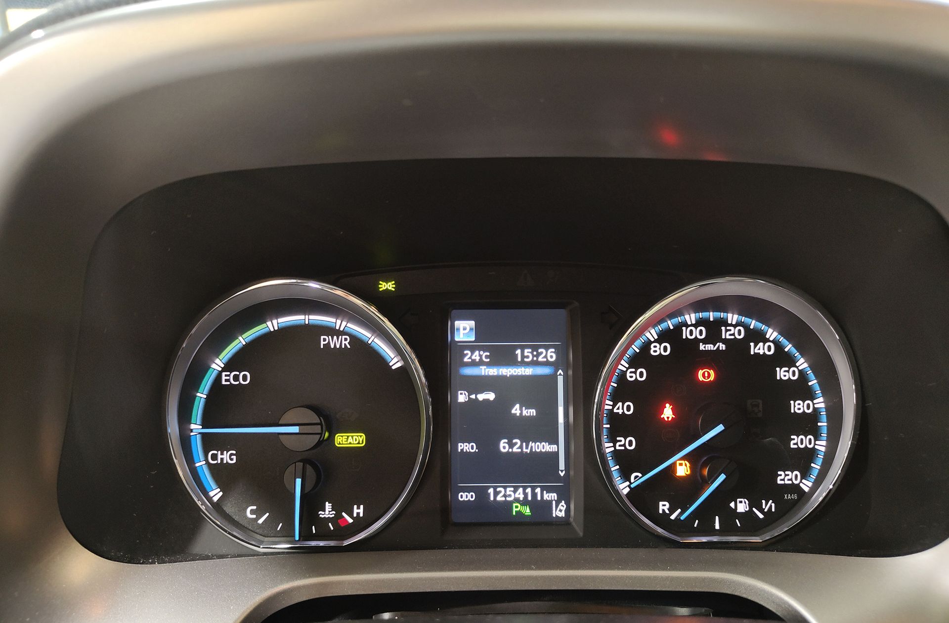 Toyota RAV4 2.5l hybrid Advance 2WD - foto 22