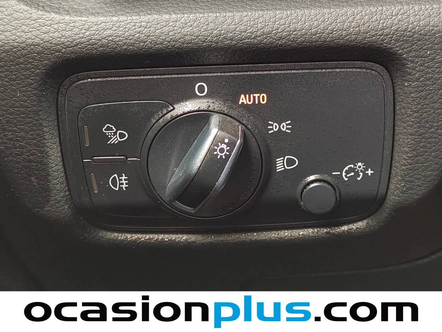 Equipamiento del Audi A3 Audi A3 Sportback design edition 1.6 TDI (116 CV)