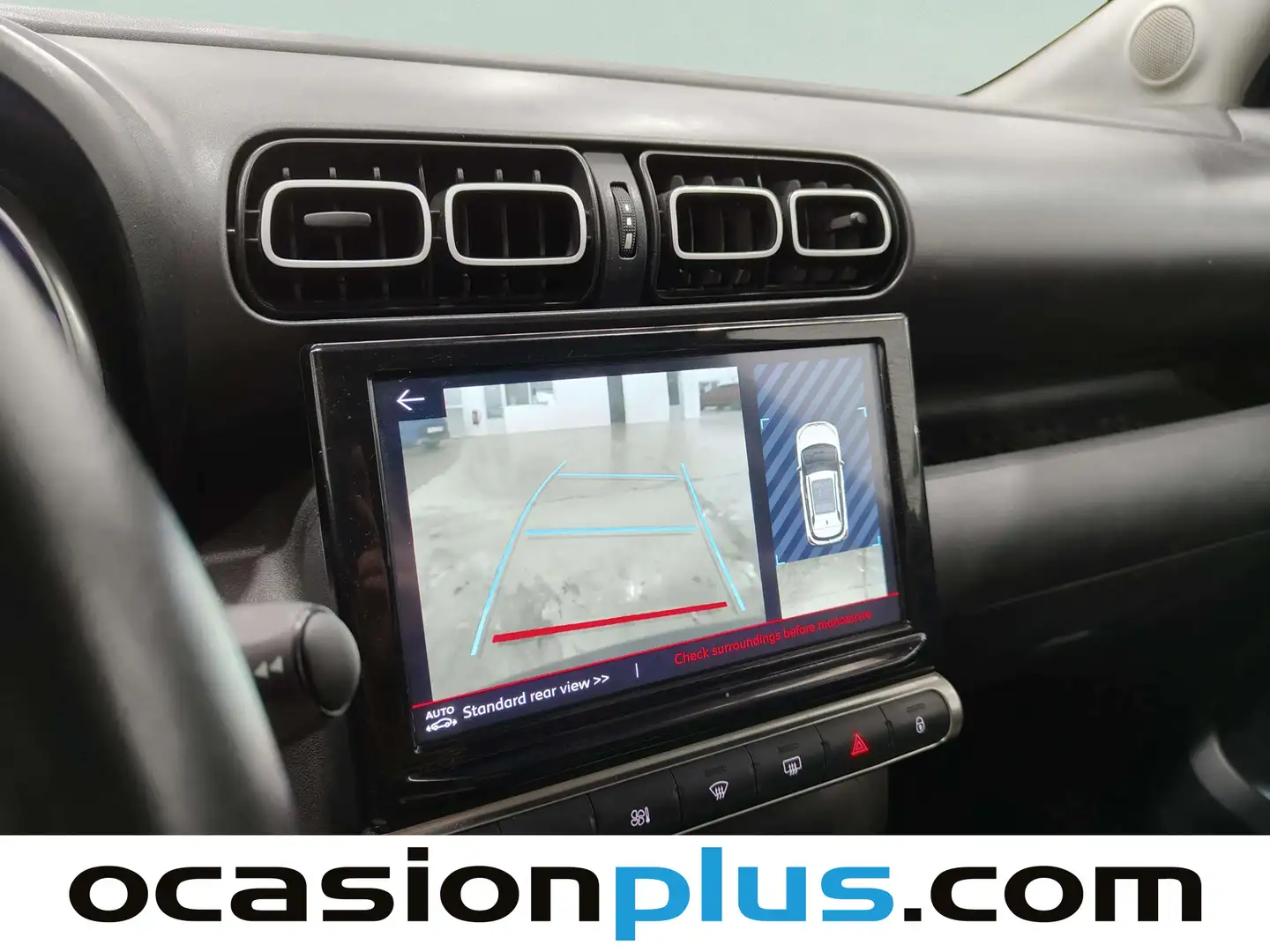 Foto Citroën C3 Aircross Citroen C3 Aircross PureTech 130 Shine Pack EAT6 (131 CV)