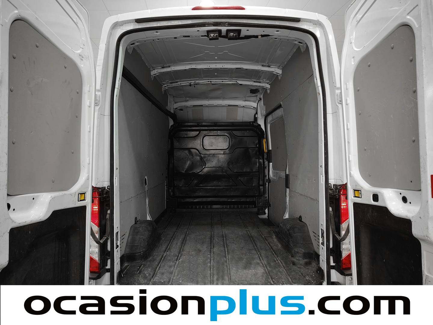 Foto Ford Transit Ford Transit Furgon 350 MHEV L2H2 Trend FWD (130 CV)