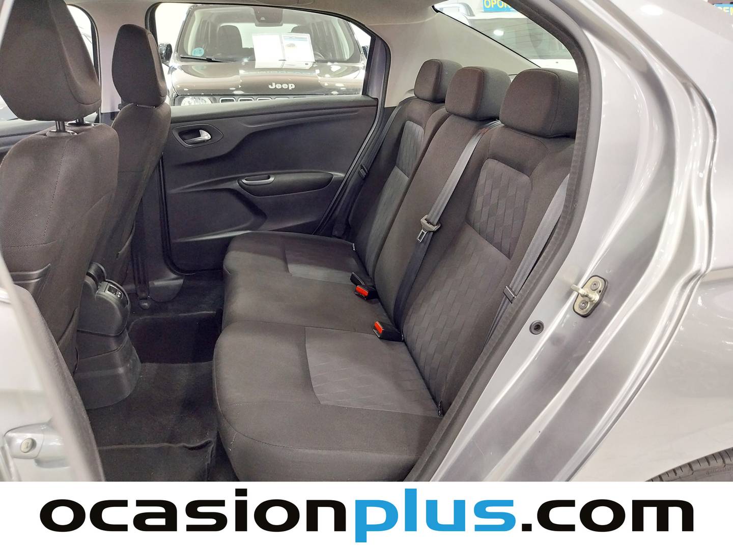 Foto asientos traseros Citroën C-Elysée Citroën C-Elysee BlueHDi 100 Shine  (102 CV)