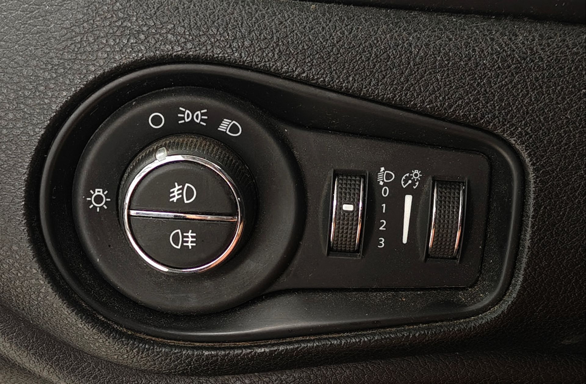 Jeep Renegade 1.6 MultiJet Limited 4x2 - foto 20