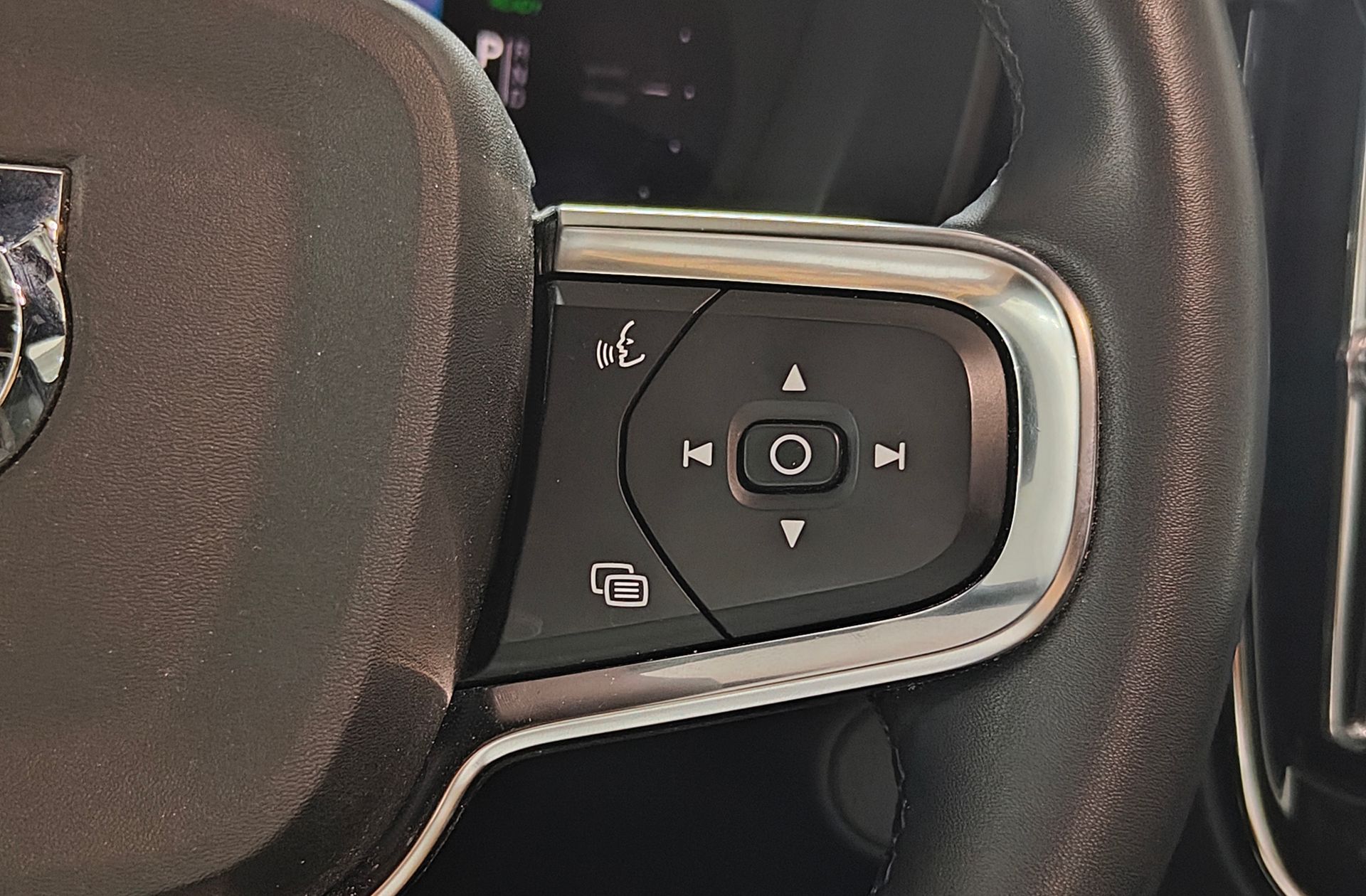 Volvo XC40 Recharge Ultimate - foto 31