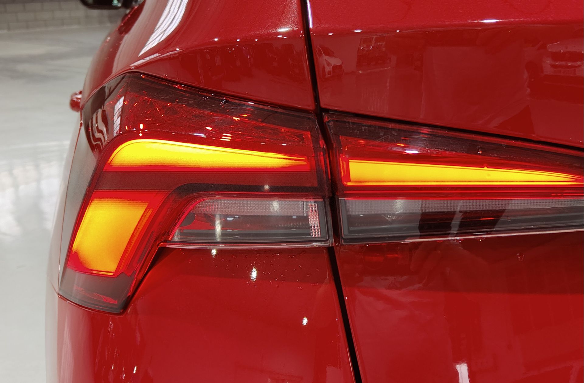Škoda Kamiq 1.5 TSI Style - foto 16