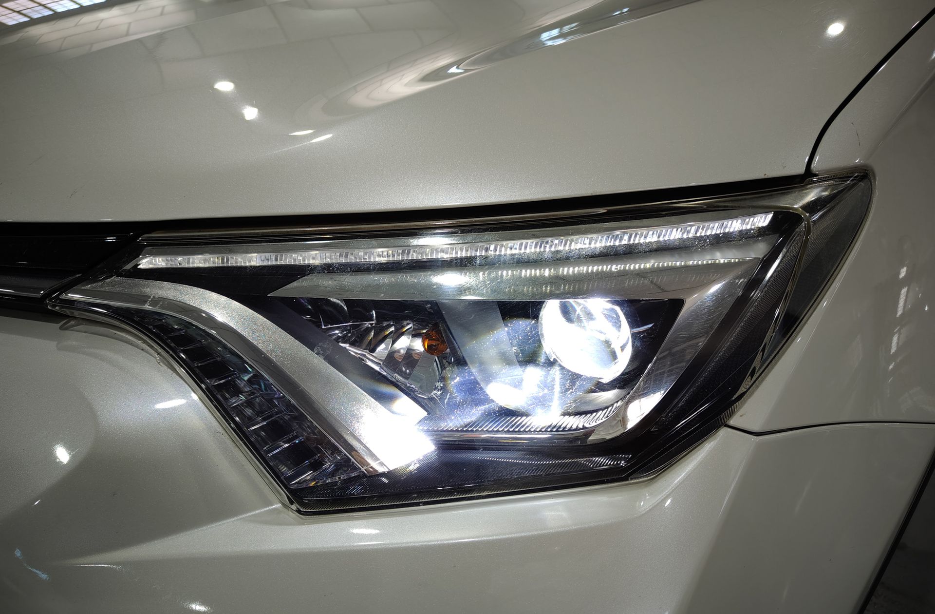 Toyota RAV4 2.5l hybrid Advance 2WD - foto 13