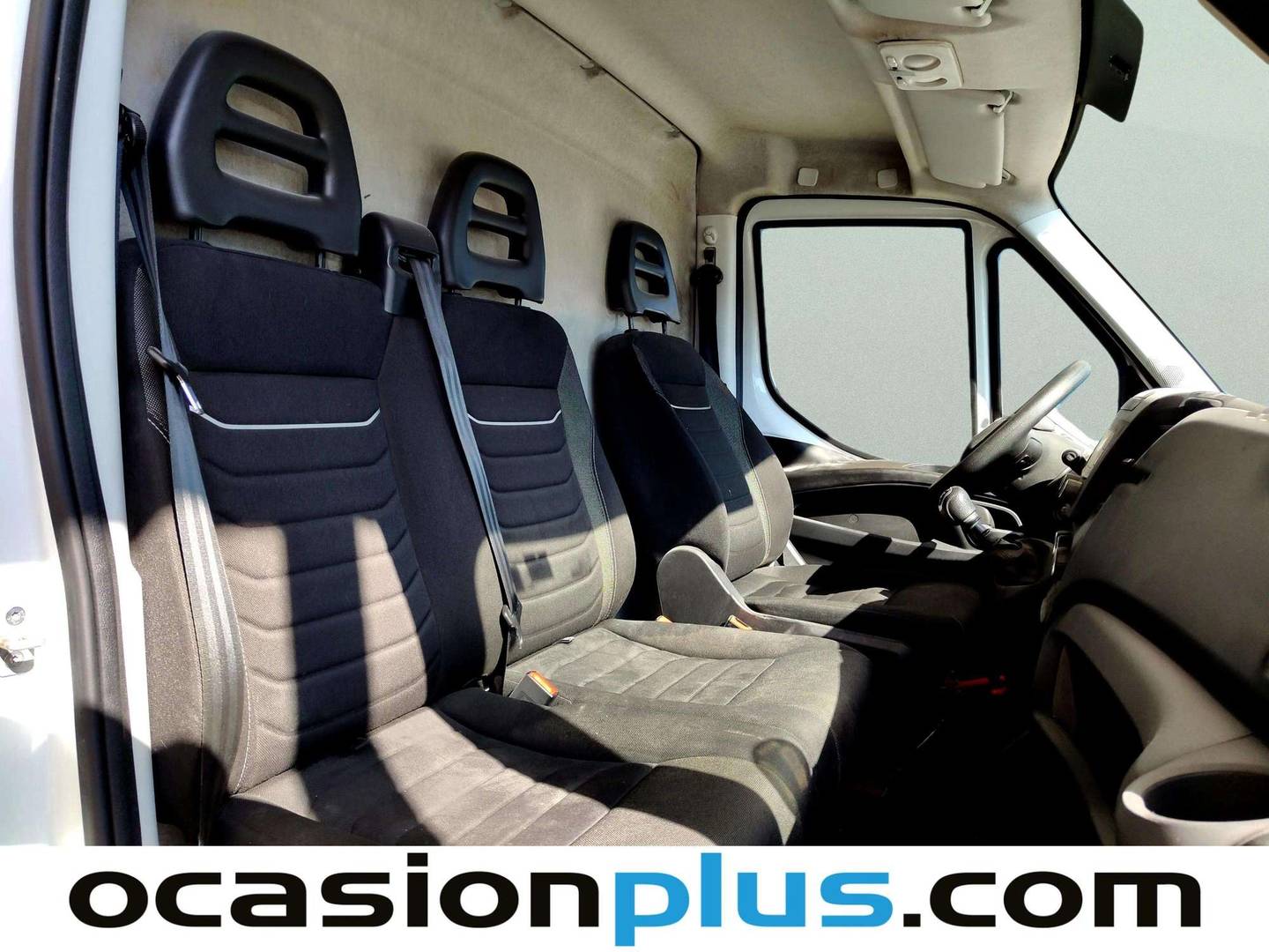 Iveco Daily Iveco Daily Furgon 35 S 16 V 3520L/H2 (156 CV) diésel