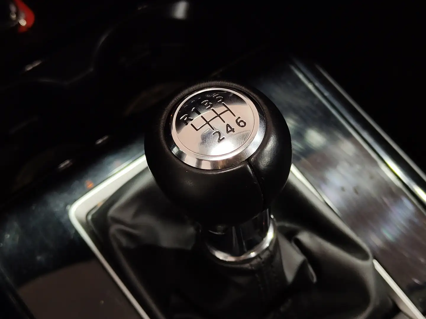 Foto Mazda CX-30 Mazda CX-30 e-SKY G MHEV Prime-line (140 CV)