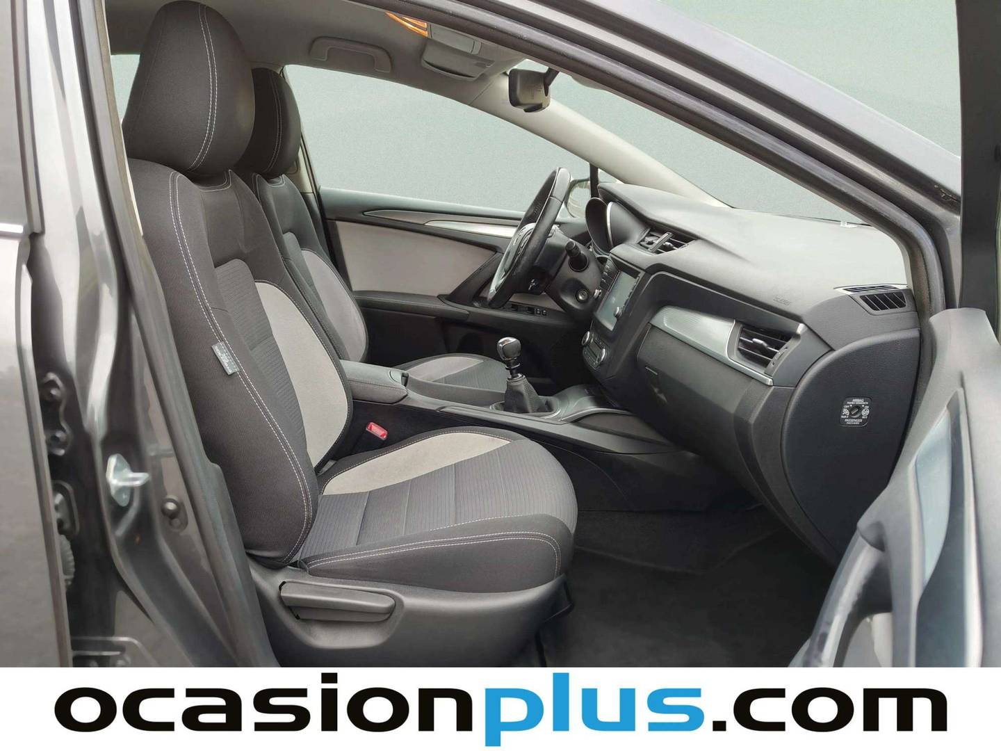 Toyota Avensis Toyota Avensis 1.8 140 Advance (147 CV) km 0