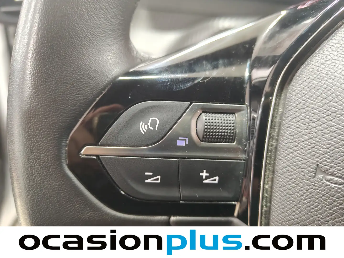 Foto Peugeot 2008 Peugeot 2008 PureTech 100 S&S Allure (100 CV)