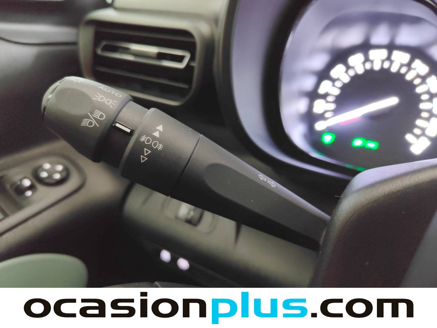 Foto Citroën Berlingo Citroen Berlingo Combi BlueHDi 100 S&S Talla M 100 Años (102 CV)