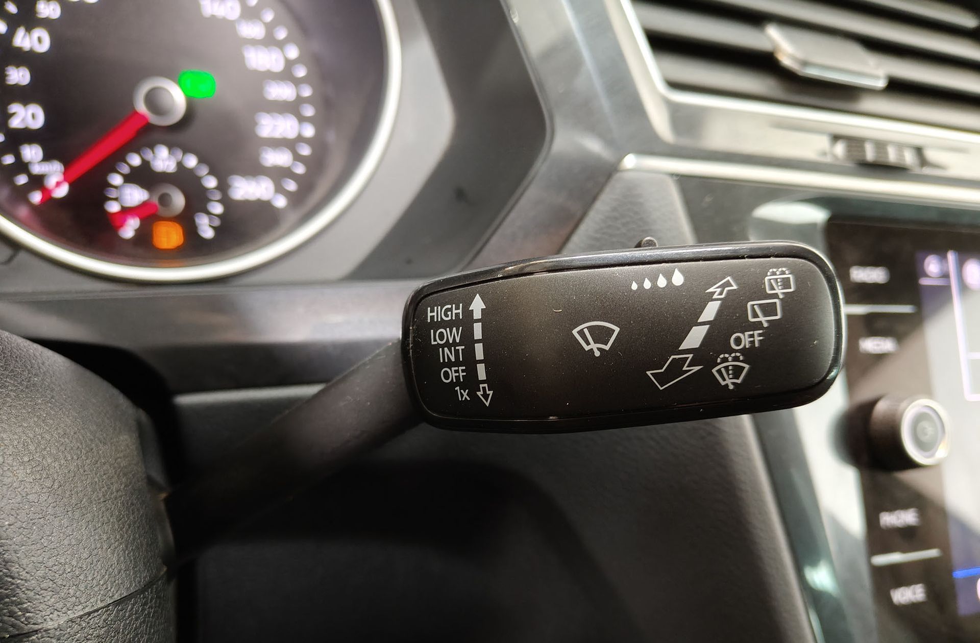 Volkswagen Tiguan Life 2.0 TDI DSG - foto 28