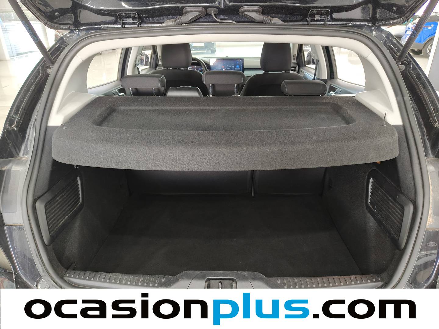 Fotos maletero Ford Focus Ford Focus 1.0 Ecoboost MHEV Active Auto (155 CV)