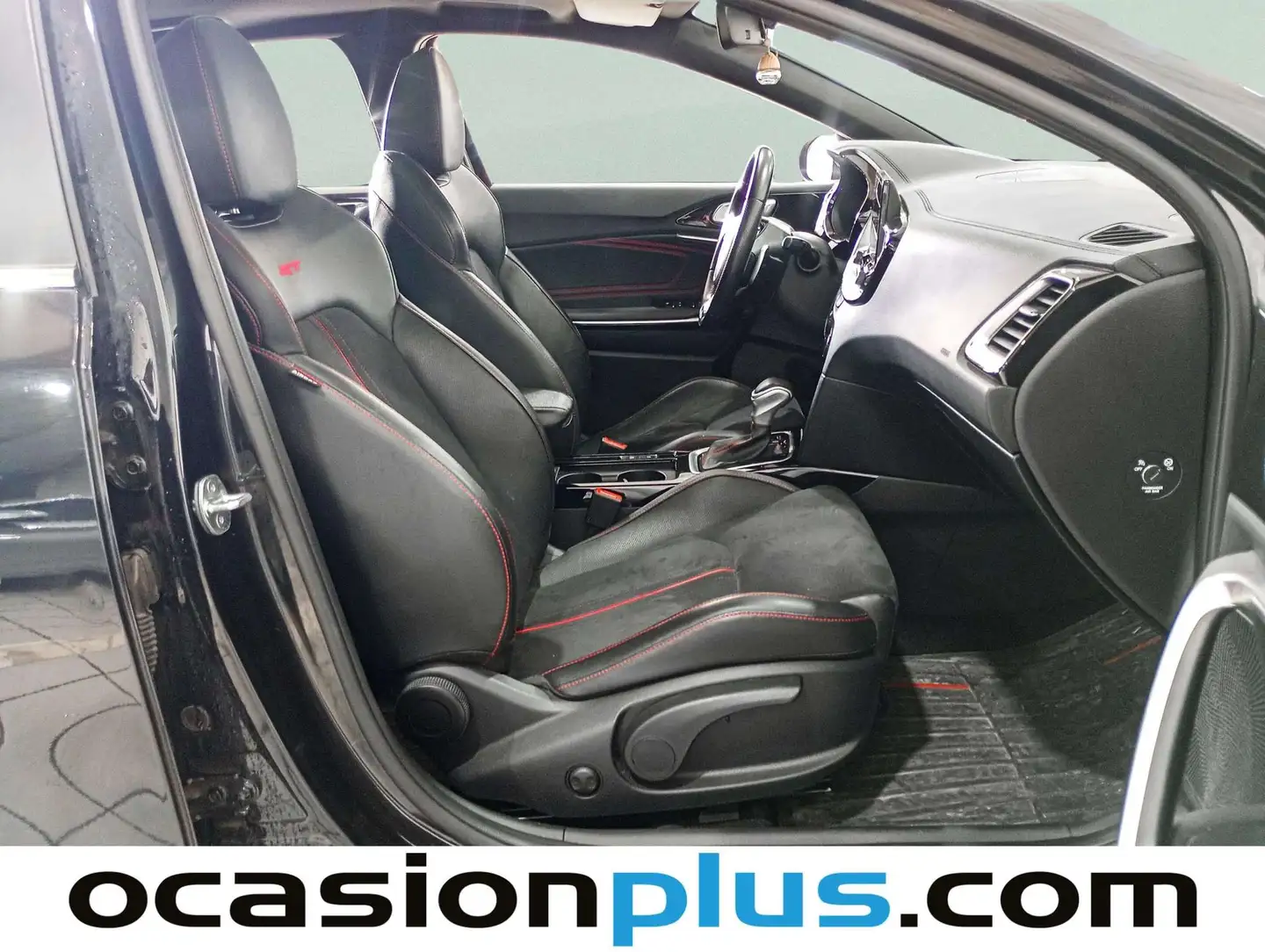 Foto KIA Ceed Kia Ceed 1.6 T-GDi GT DCT (204 CV)