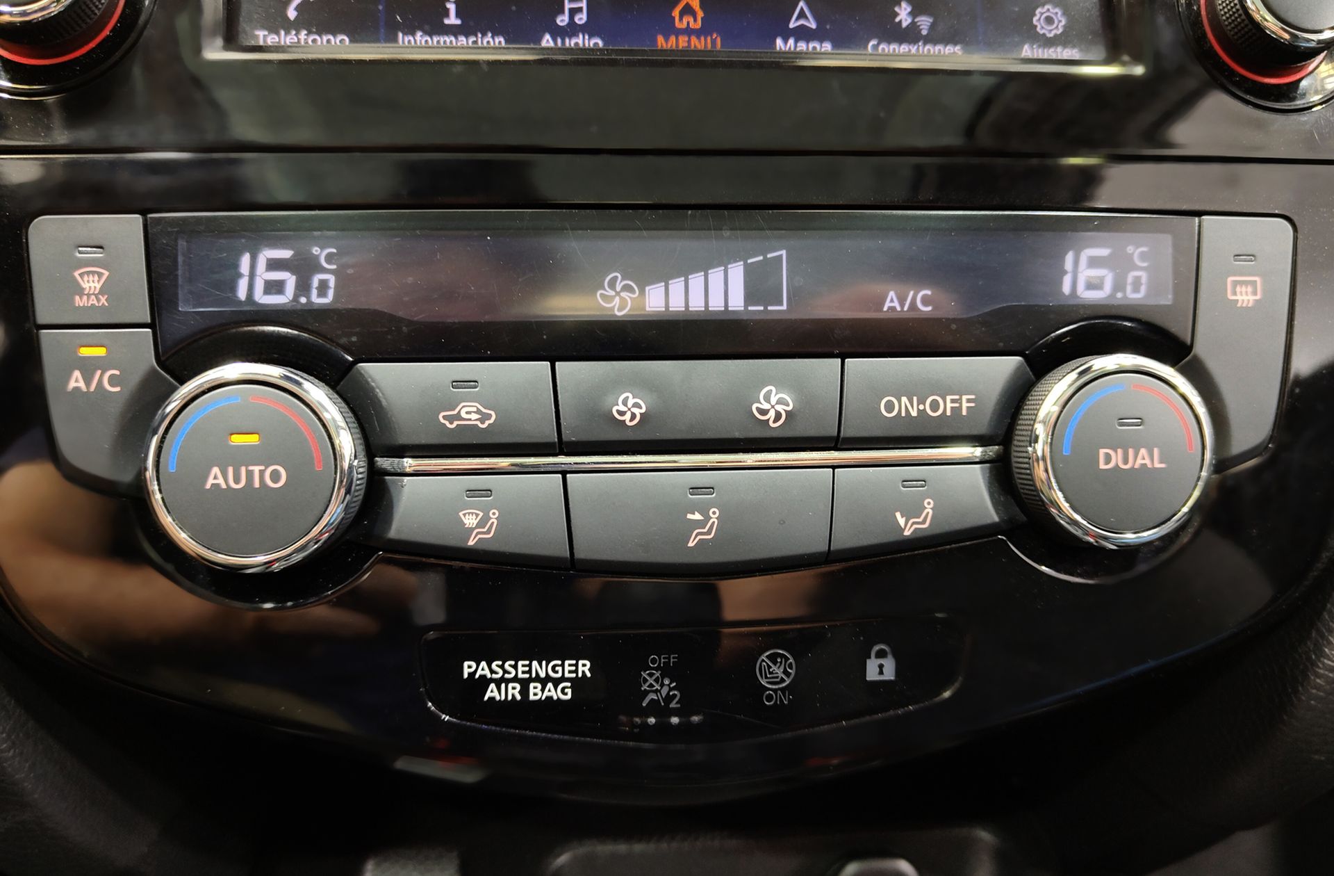 Nissan Qashqai DIG-T 140 N-Connecta - foto 31