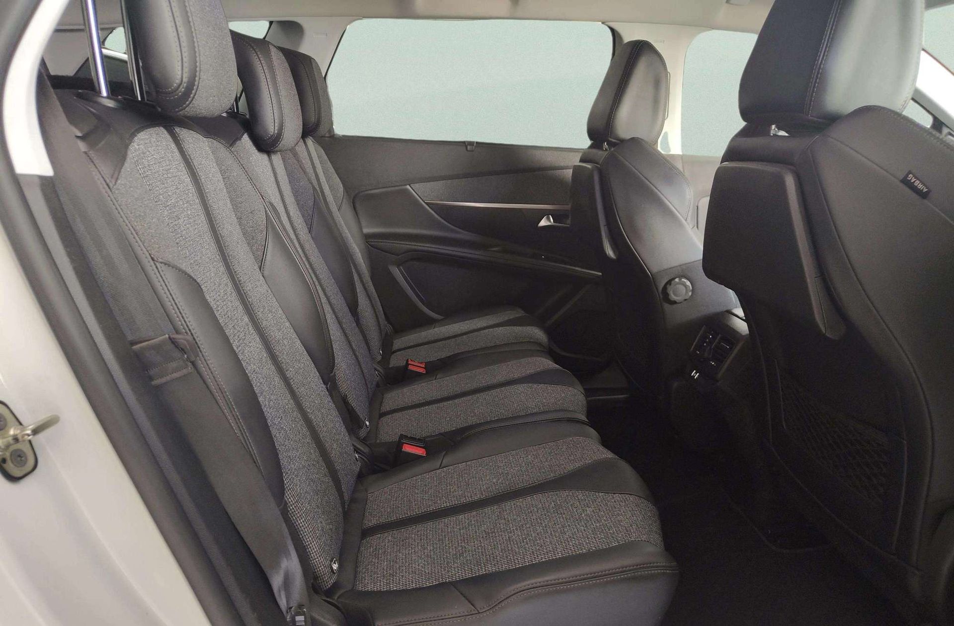 Peugeot 5008 PureTech 130 Allure 7 plazas - foto 15
