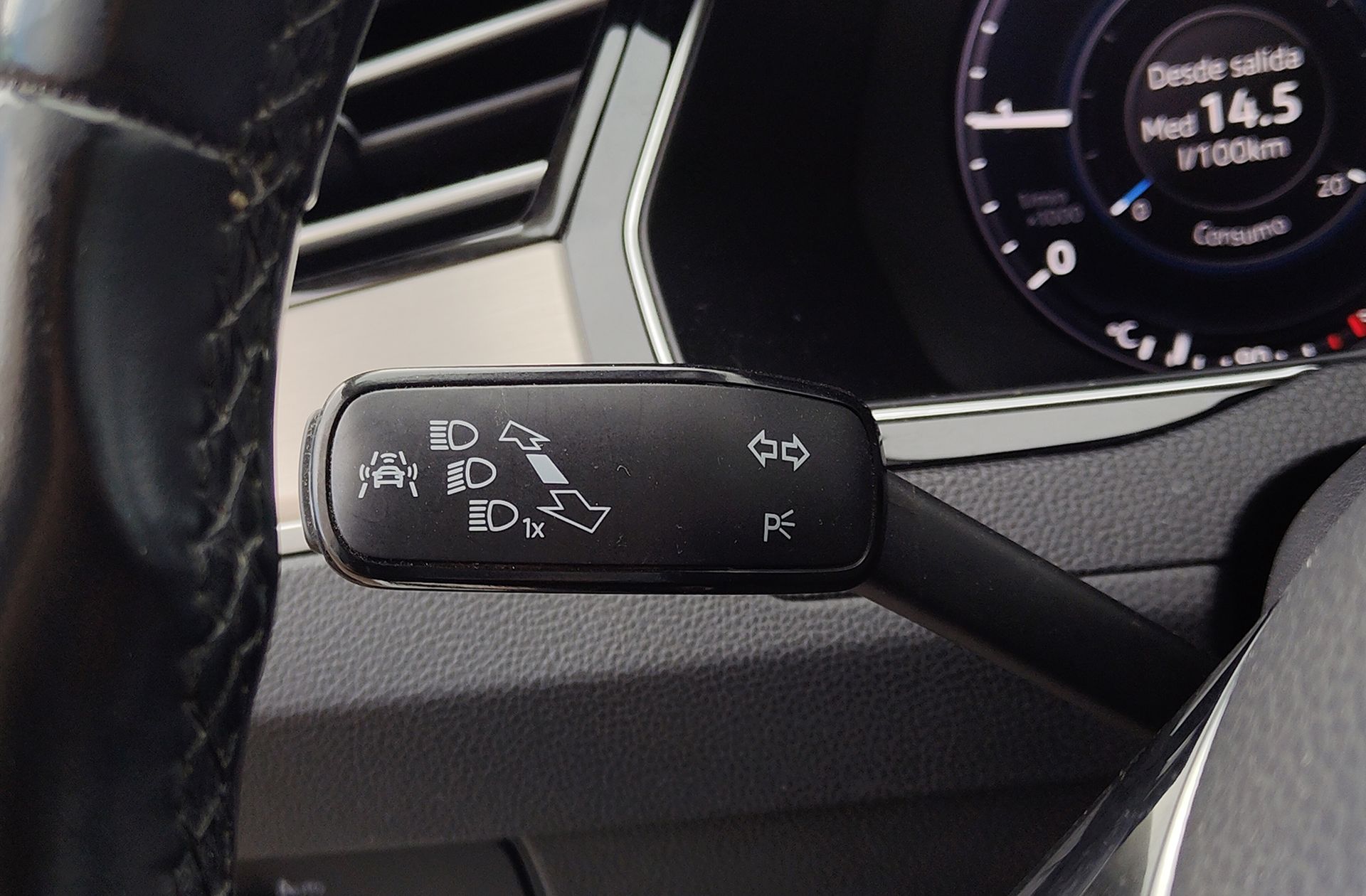 Volkswagen Passat Variant Sport 2.0 TDI - foto 28