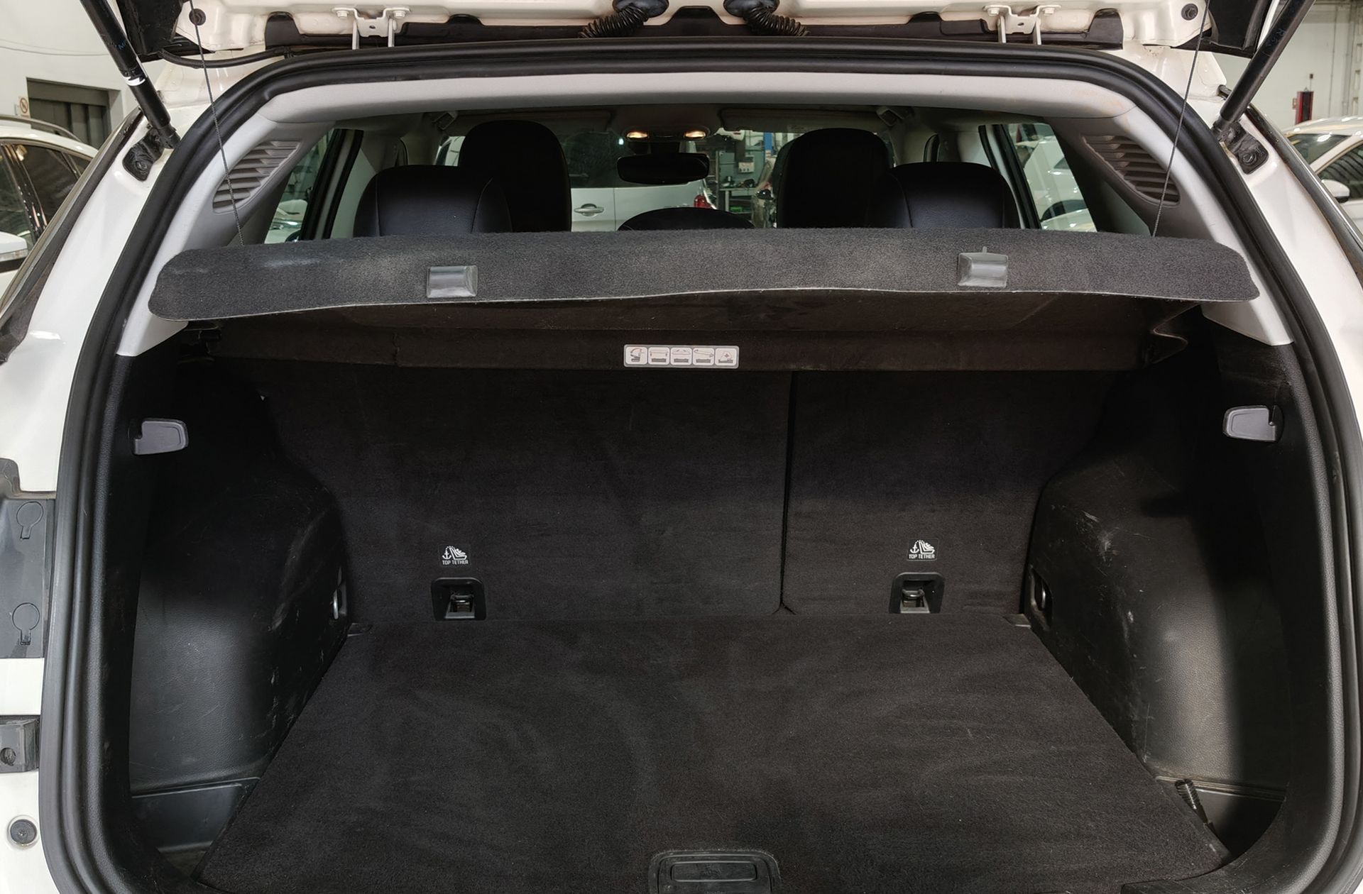 Jeep Compass 2.0 MultiJet Longitude 4x4 AD - foto 17
