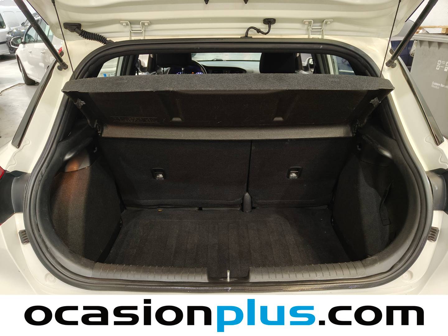 Fotos maletero Hyundai i20 Hyundai i20 1.1 CRDI Fresh (75 CV)