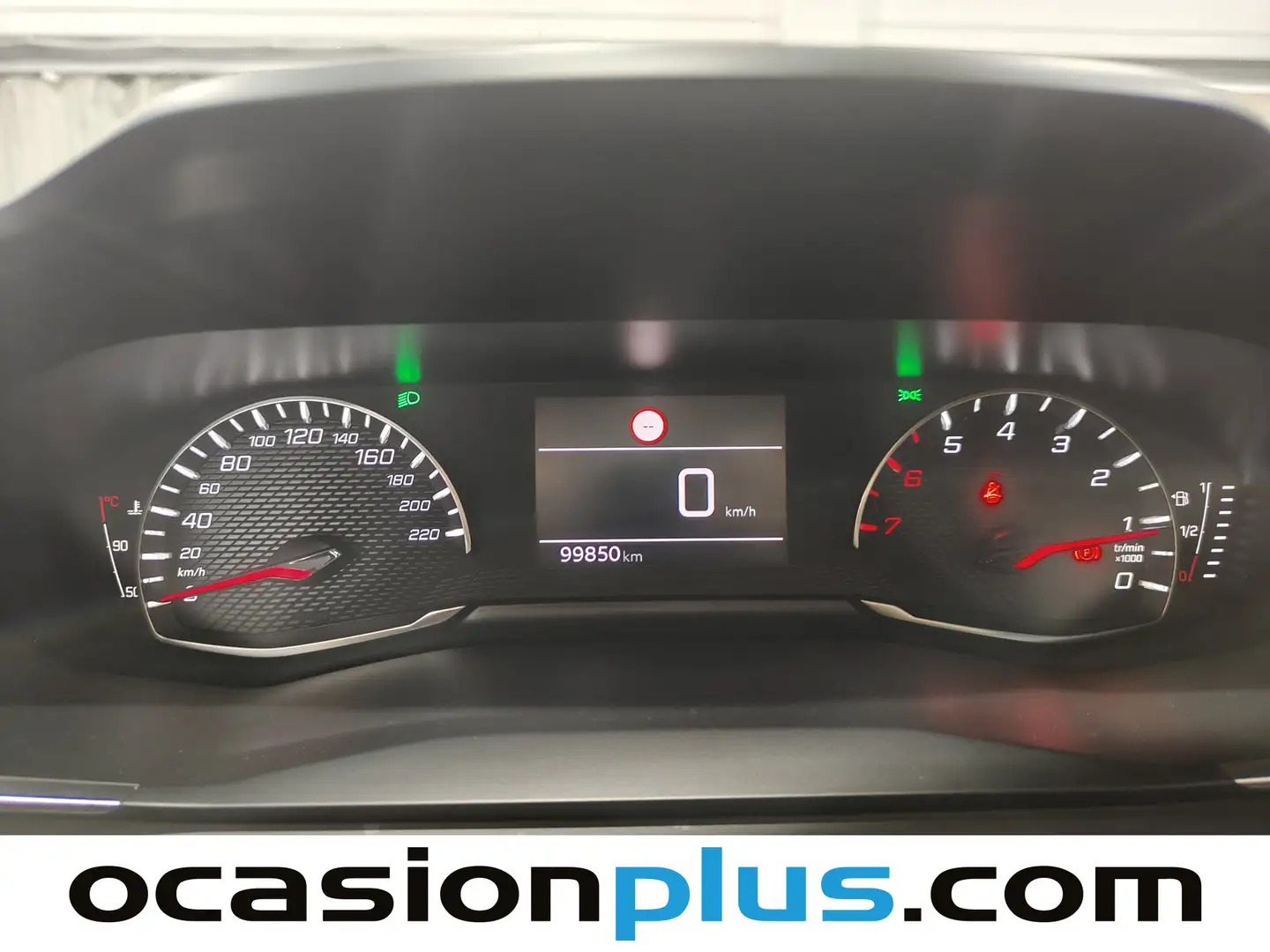 Foto Peugeot 2008 Peugeot 2008 PureTech 100 S&S Allure (100 CV)