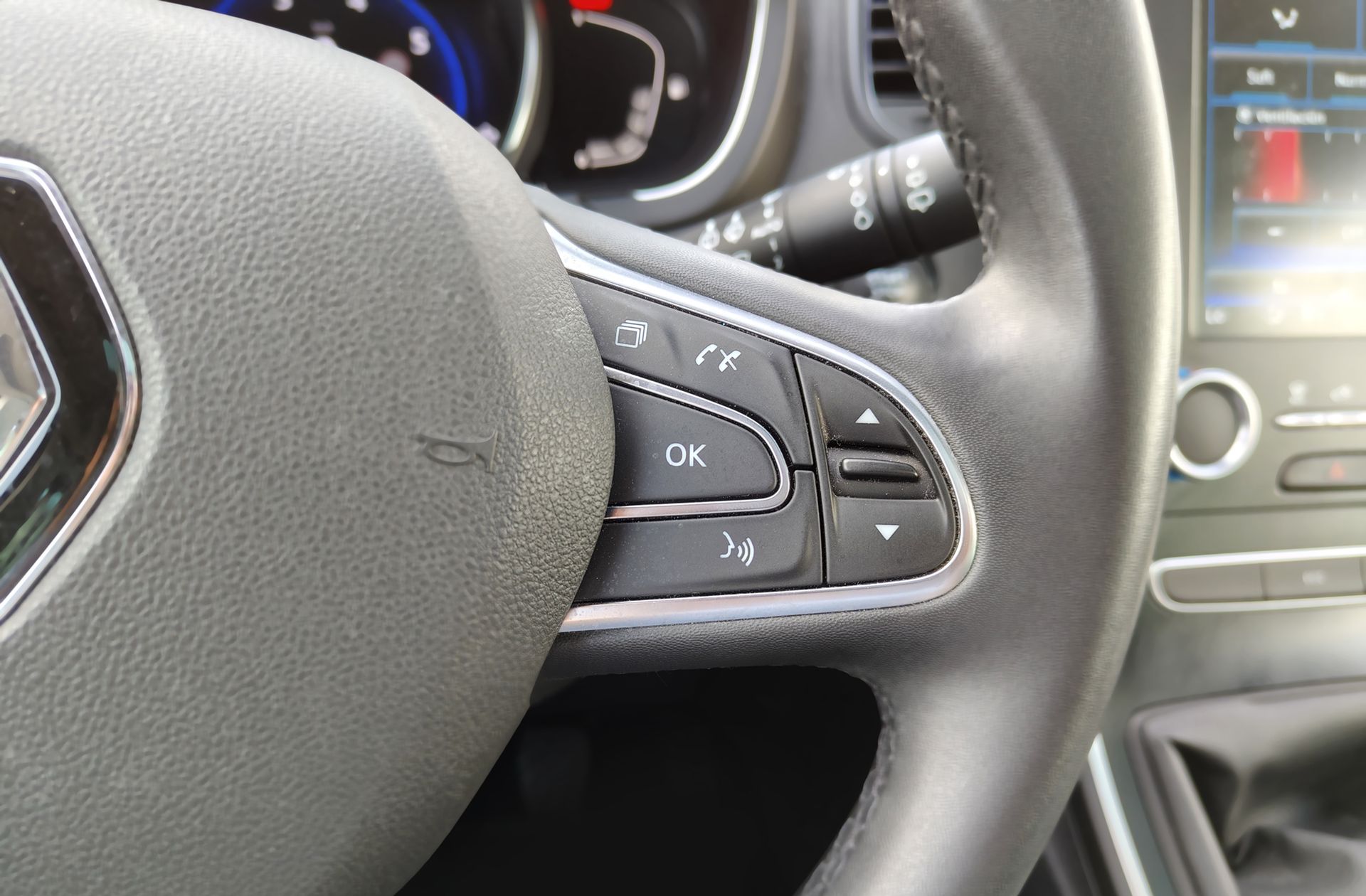 Renault Grand Scénic Zen TCe GPF 7 plazas - foto 33