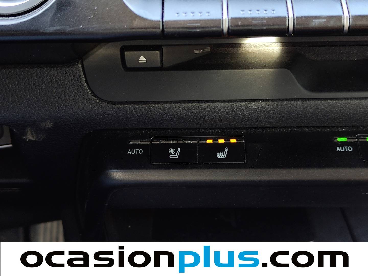 Equipamiento del Lexus UX Lexus UX UX 250h Luxury (184 CV)