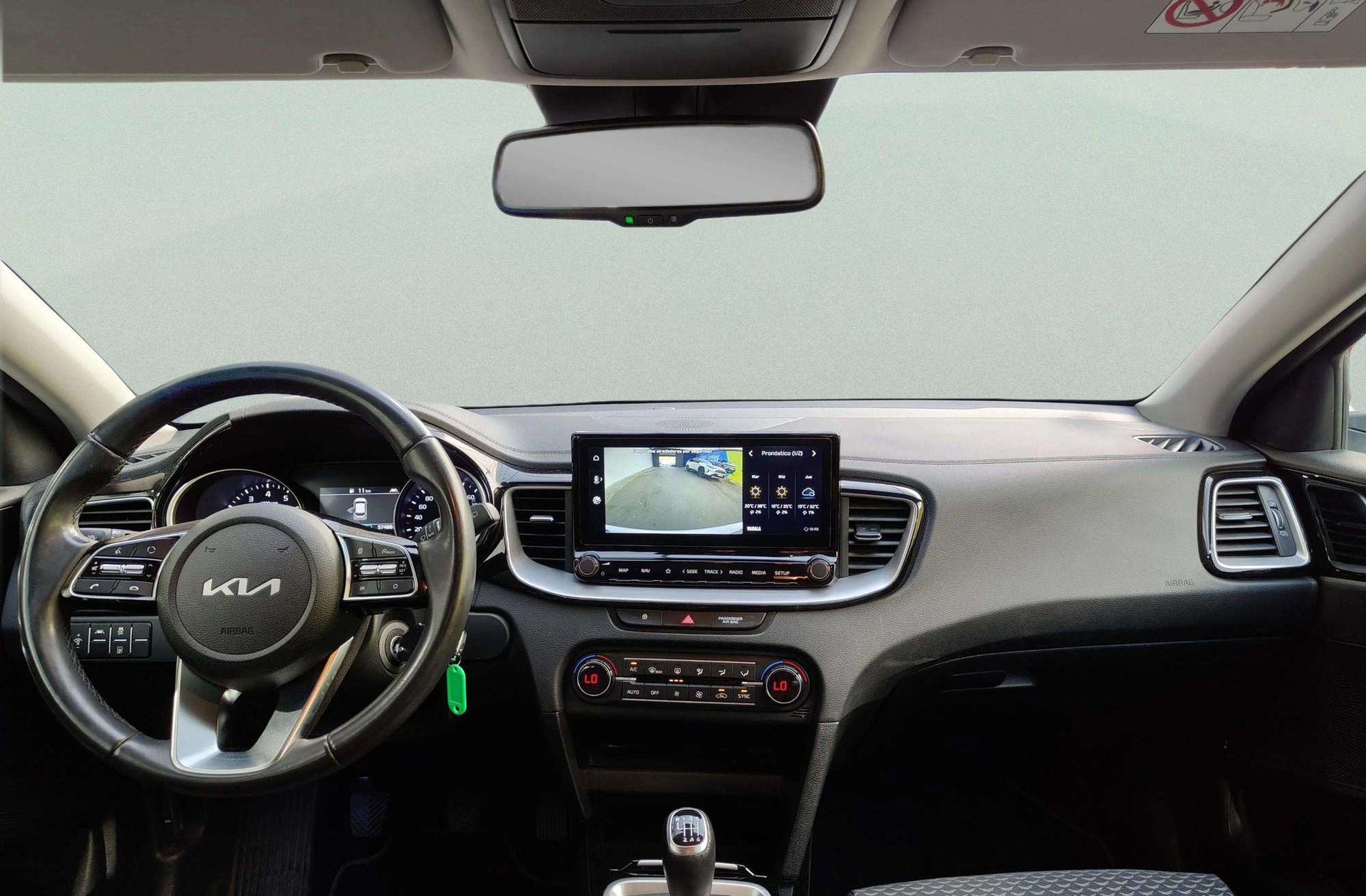 Kia XCeed 1.5 MHEV iMT Tech - foto 6