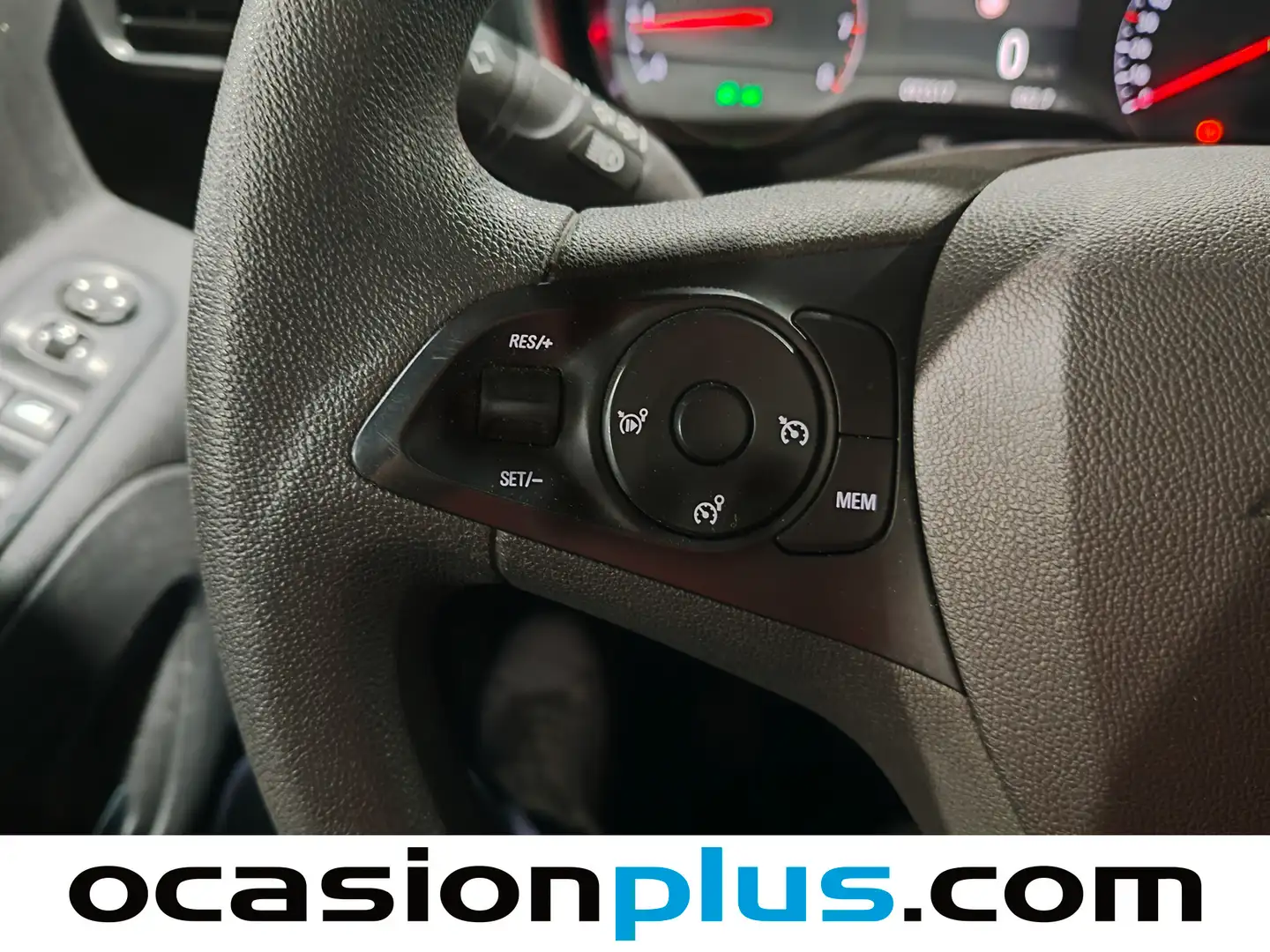 Foto Opel Combo Life Opel Combo Life 1.5 TD Business Edition Plus L1 (102 CV)