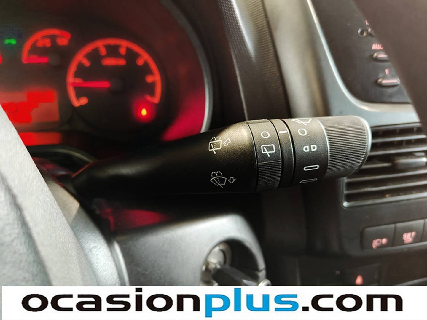 Foto Opel Combo Opel Combo Tour 1.3 CDTI Expression L1 H1 (90 CV)