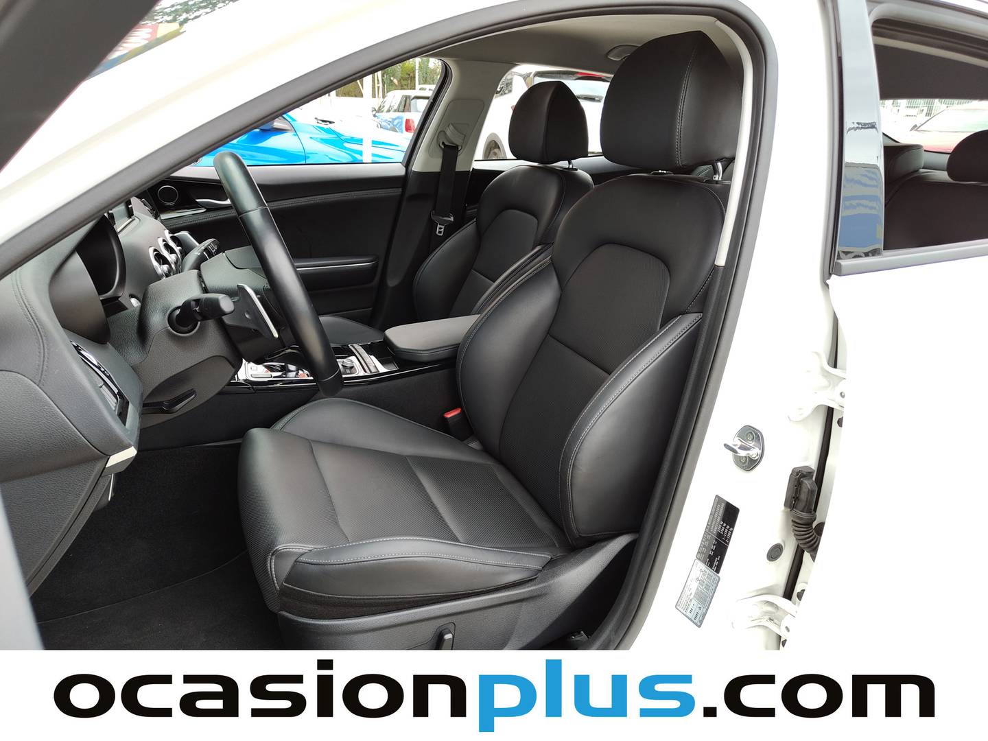 Foto KIA Stinger Kia Stinger 2.2 CRDi Style 4x2 Auto  (200 CV)