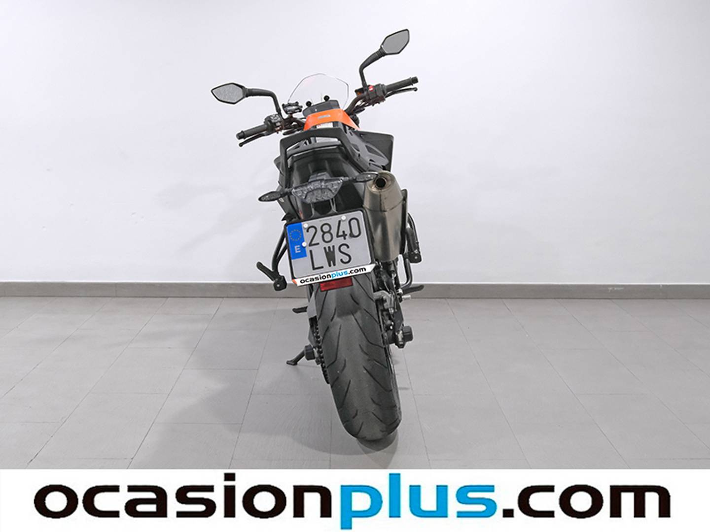 Foto KTM 890 DUKE L KTM 890 DUKE L 70 Kw (95 Cv)