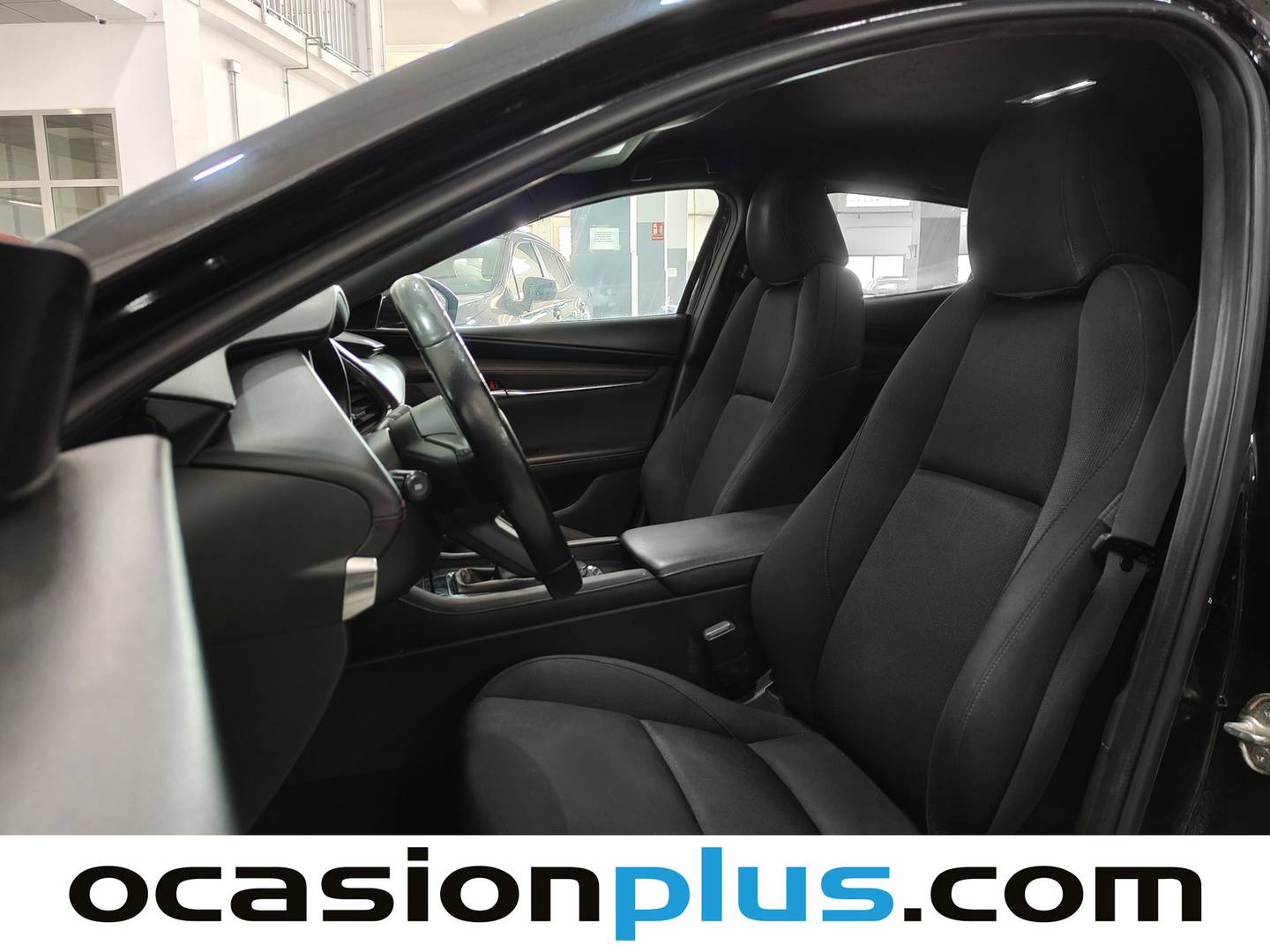 Foto asientos delanteros Mazda Mazda3 Mazda Mazda 3 2.0 e-SKYACTIV-G Homura (122 CV)