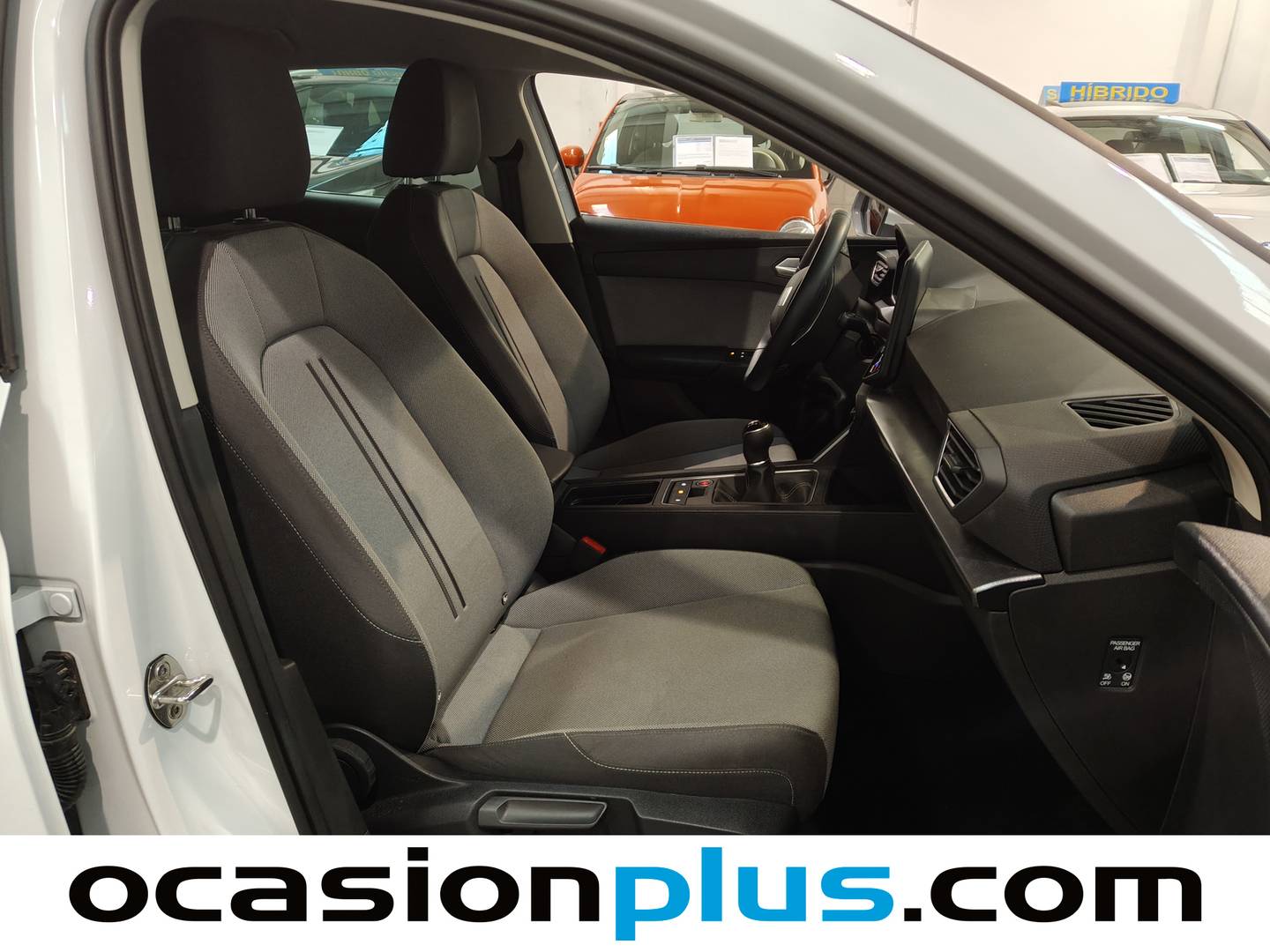 Foto Seat León SEAT León 1.5 TSI S&S Style 25 Aniversario (116 CV)