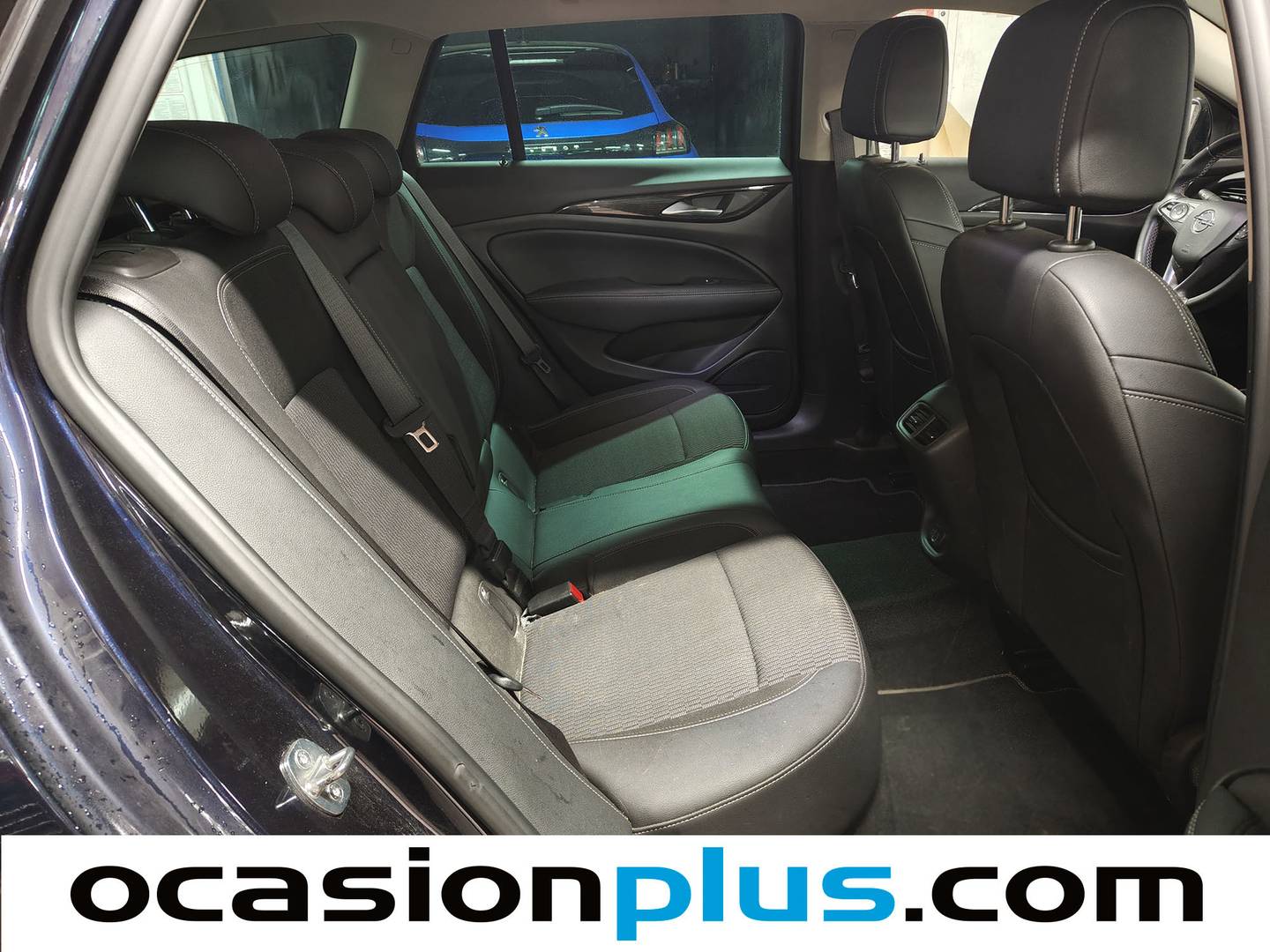 Foto Opel Insignia Opel Insignia Sports Tourer 1.6 CDTI D Innovation (136 CV)