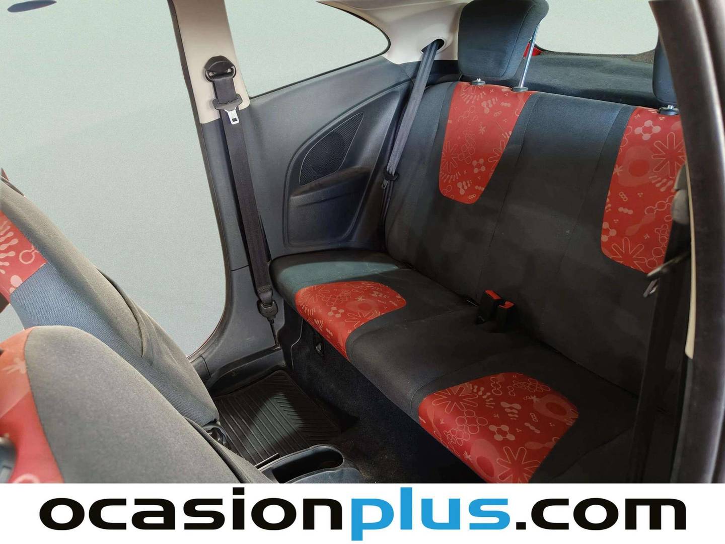 Foto asientos traseros Ford Ka Ford Ka 1.2 Duratec S&S Trend+ (69 CV)