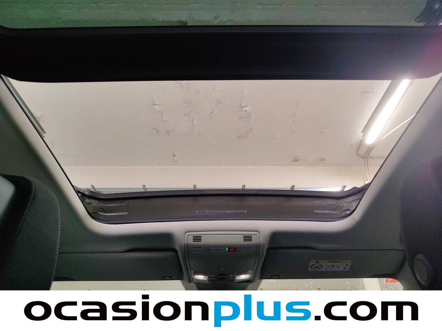 Extras y acabados del Volkswagen Tiguan Volkswagen Tiguan Sport 1.5 TSI (150 CV) DSG Pack R-Line